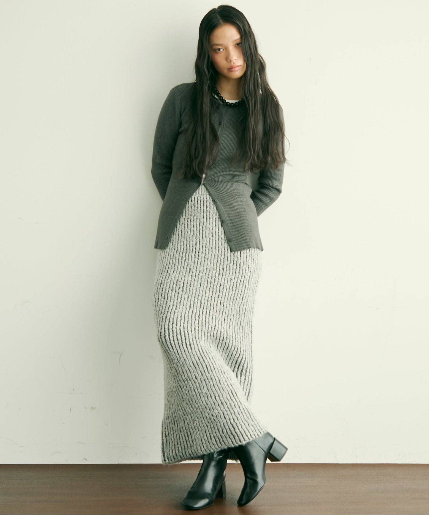 両畦ストライプアルパカタッチタイトスカート