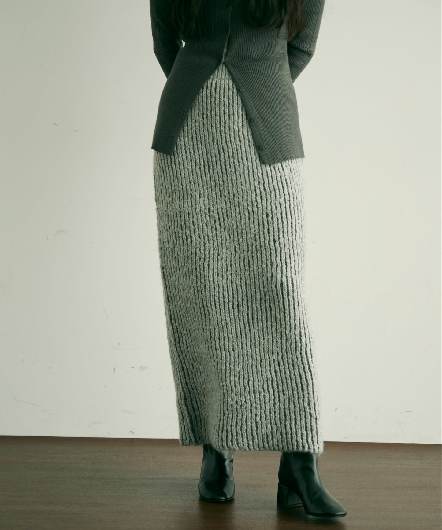 両畦ストライプアルパカタッチタイトスカート