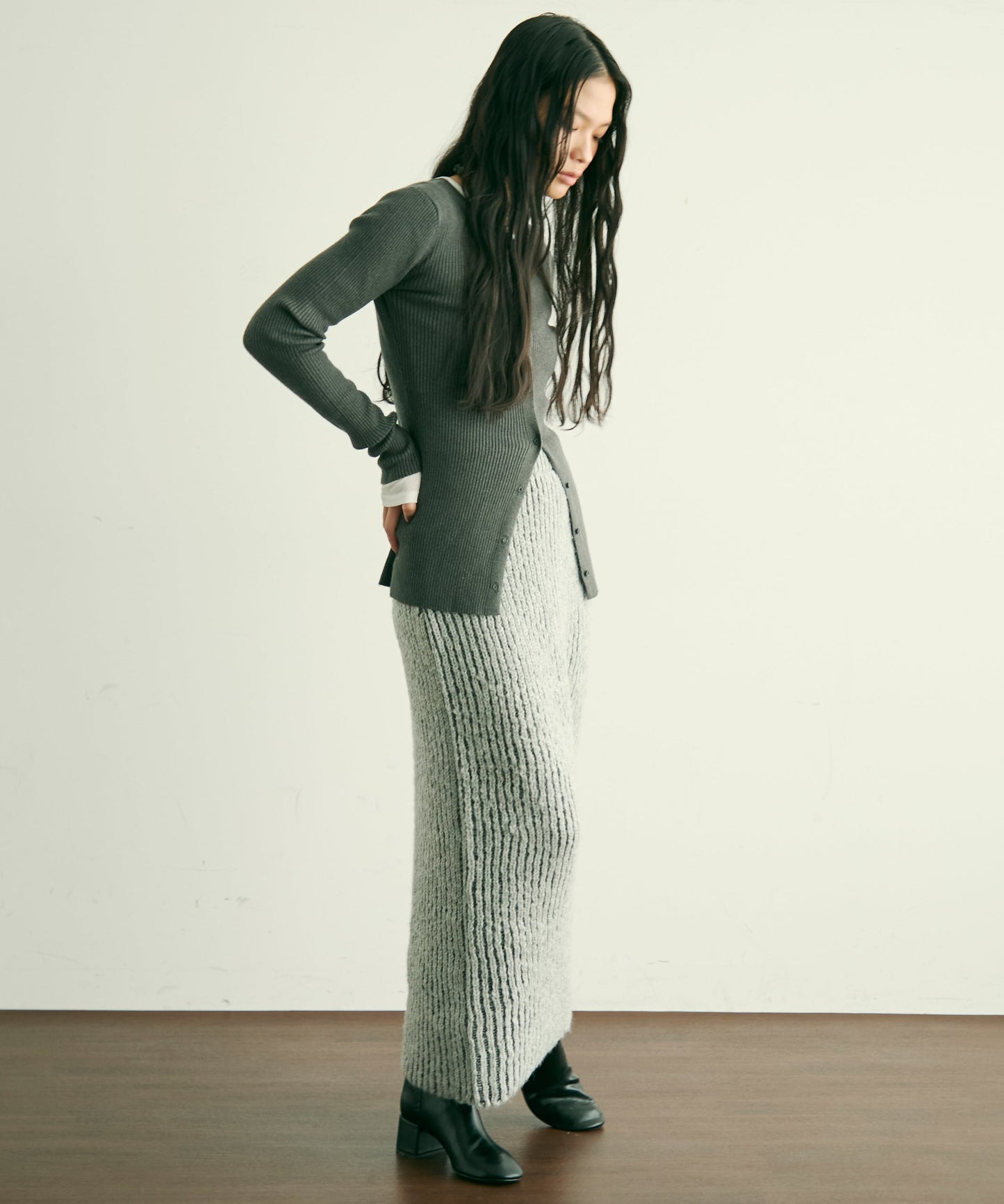 両畦ストライプアルパカタッチタイトスカート