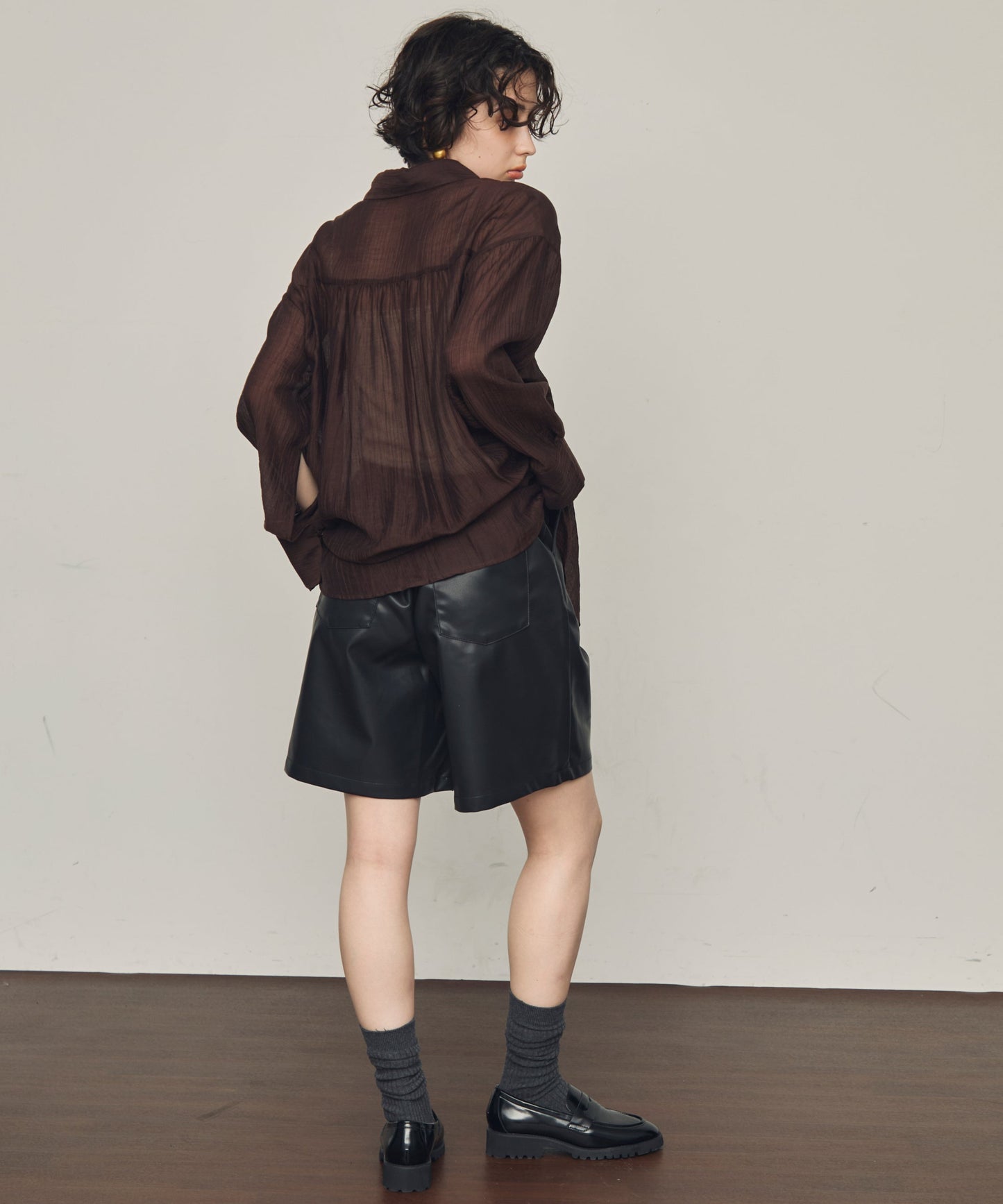 フェイクレザーハーフパンツ