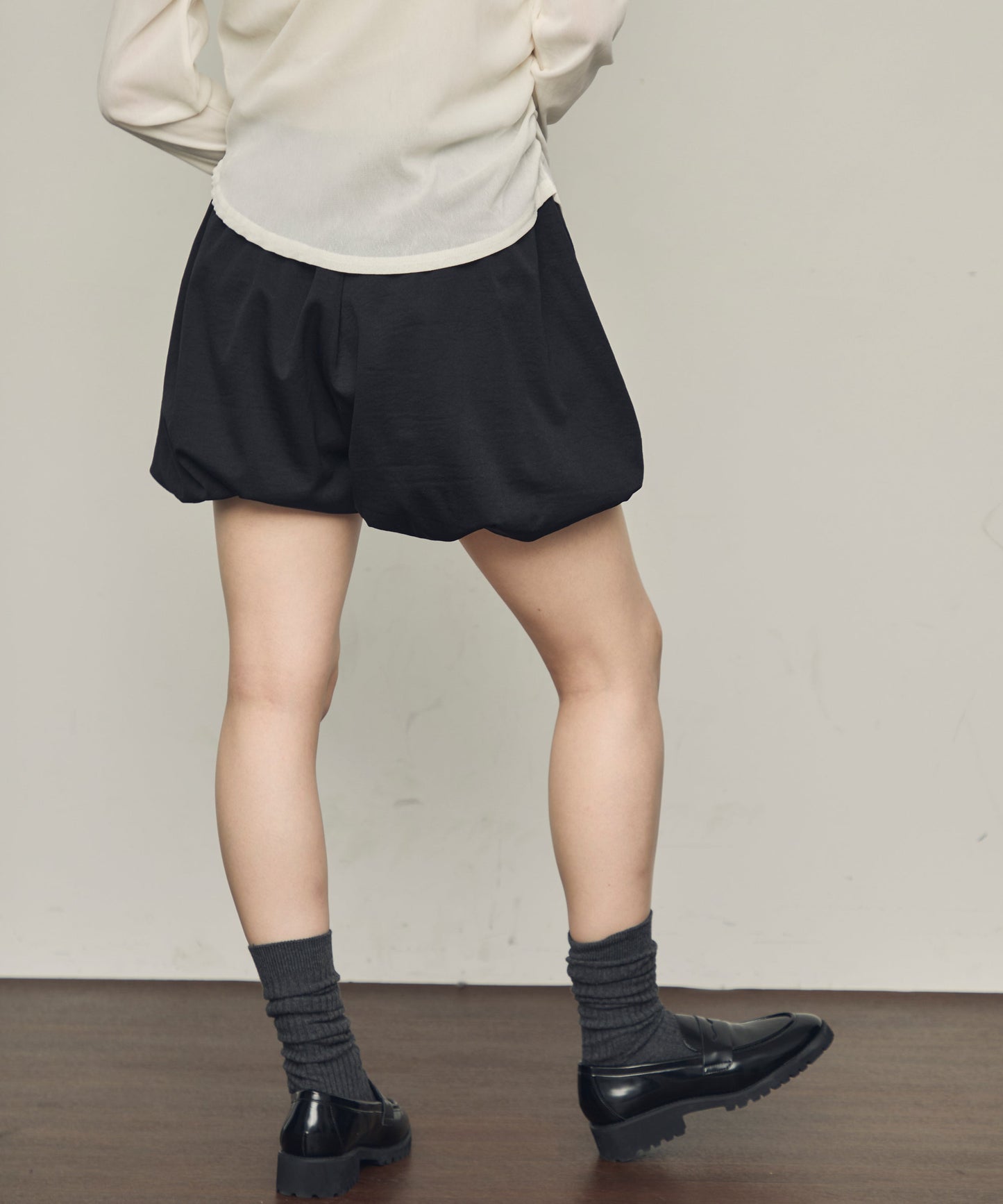 TPUワッシャーバルーンミニパンツ