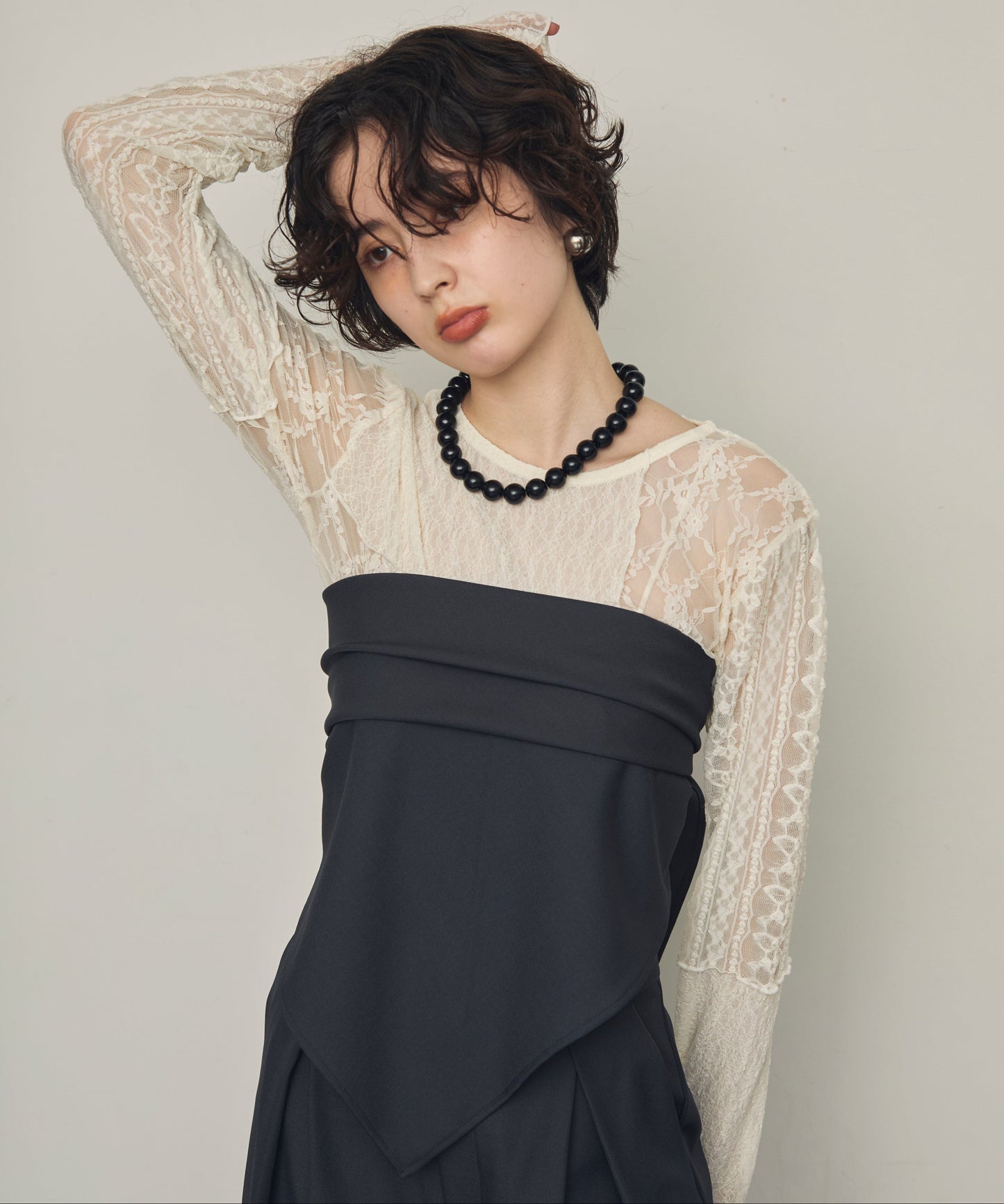 TPUツイルスカーフ付きタックパンツ