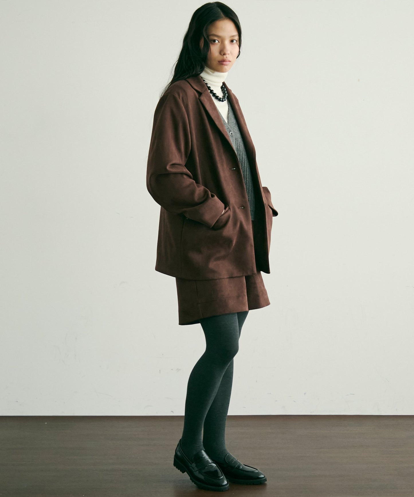 スエードライクタックハーフパンツ