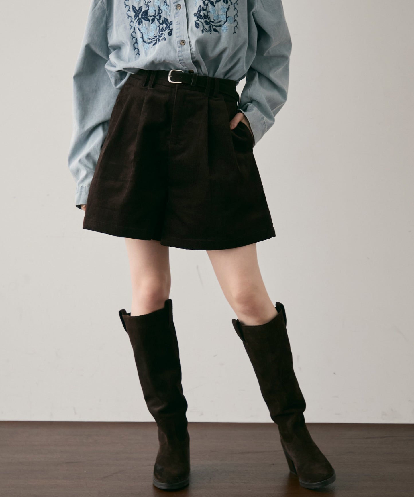 ベルト付きコーデュロイショートパンツ