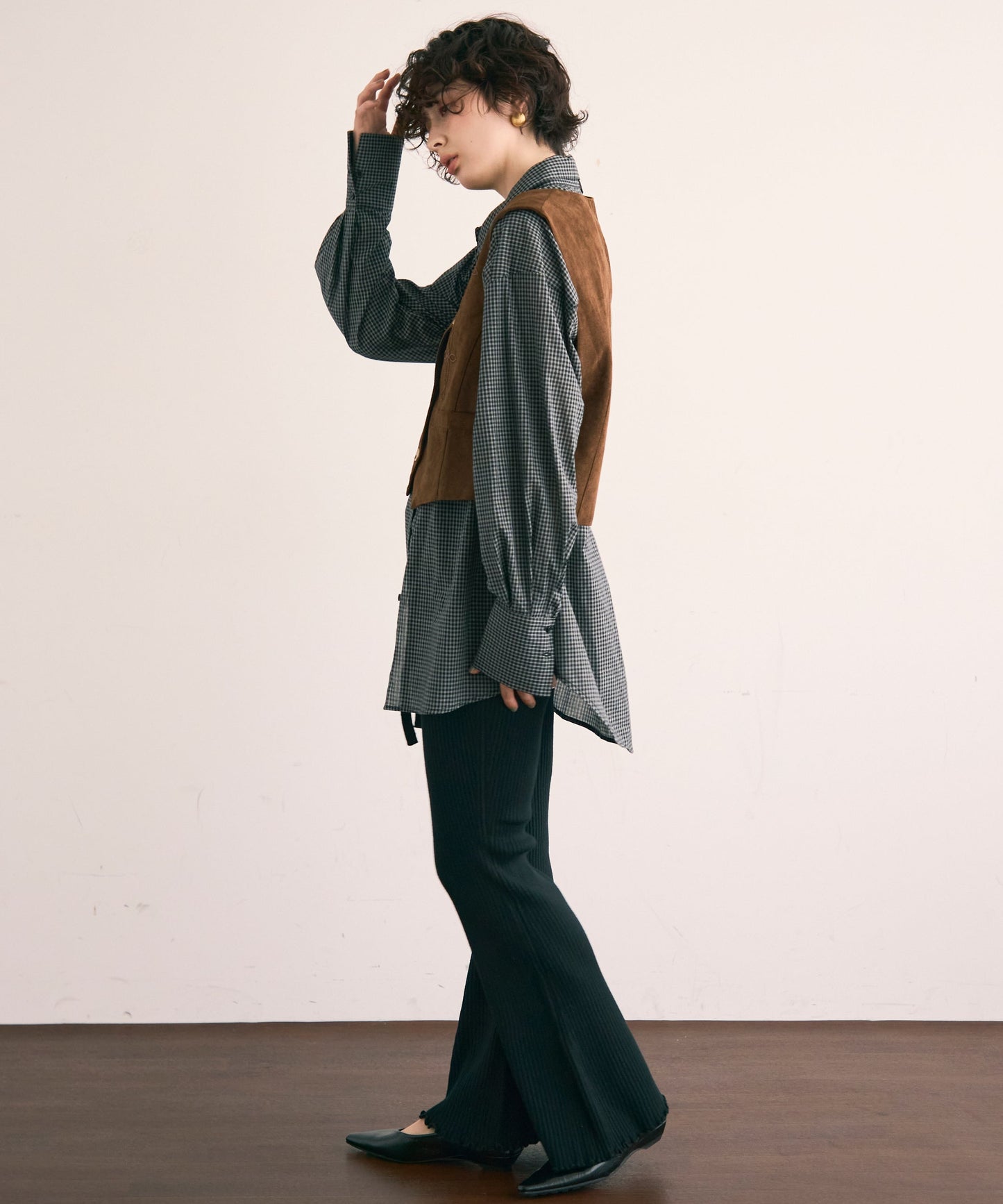 リブ編みニットフレアーシルエットパンツ