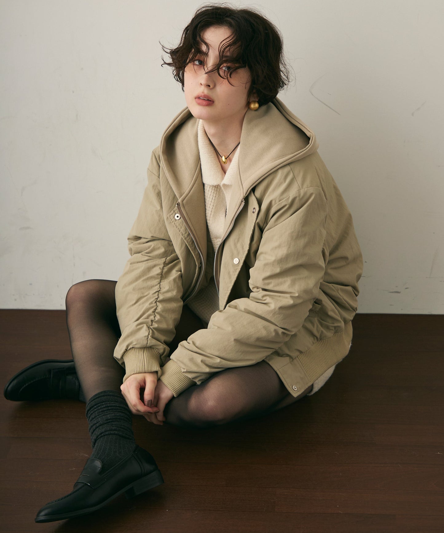 フェイクレイヤードフーデッドボンバージャケット