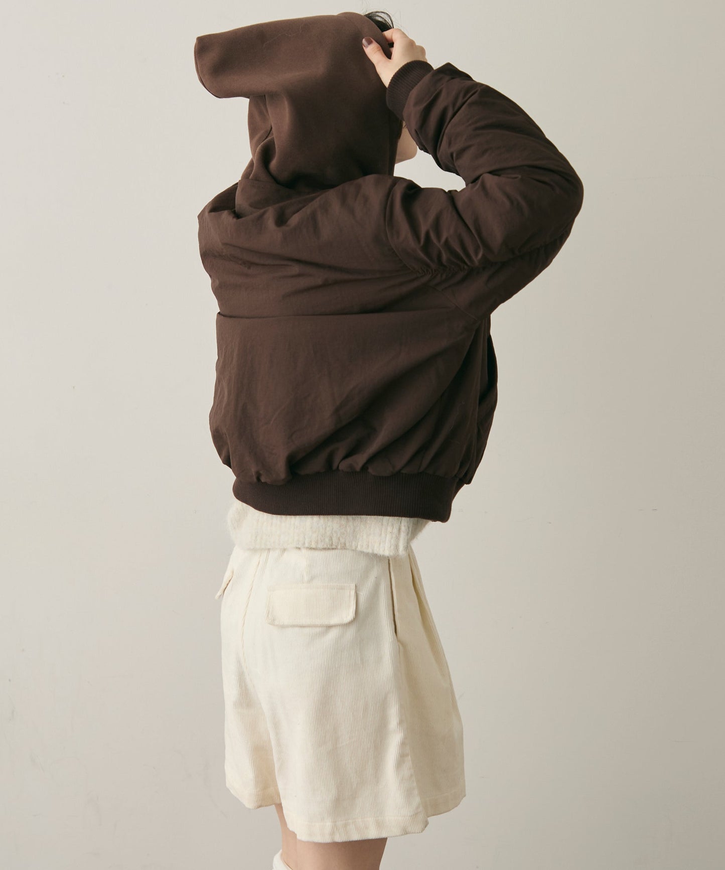 フェイクレイヤードフーデッドボンバージャケット