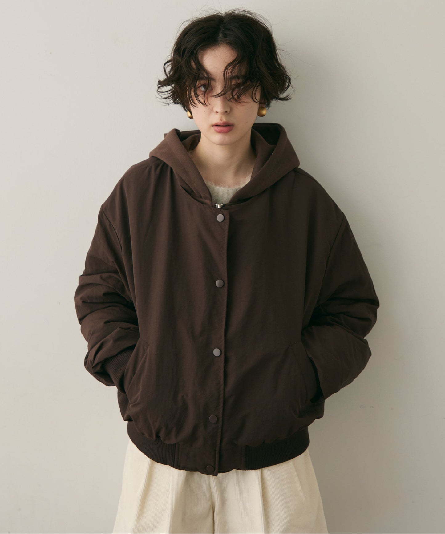 フェイクレイヤードフーデッドボンバージャケット