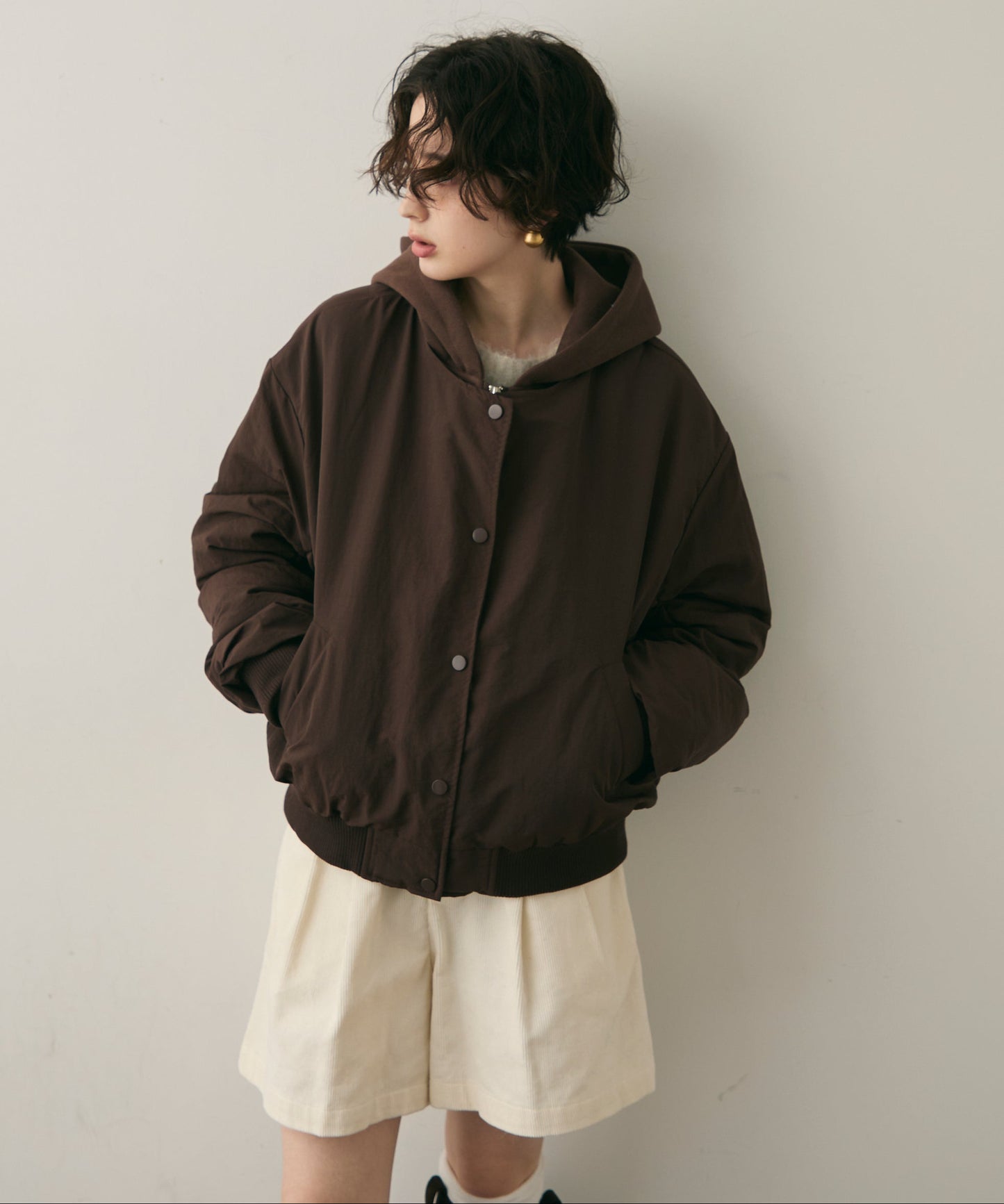 フェイクレイヤードフーデッドボンバージャケット