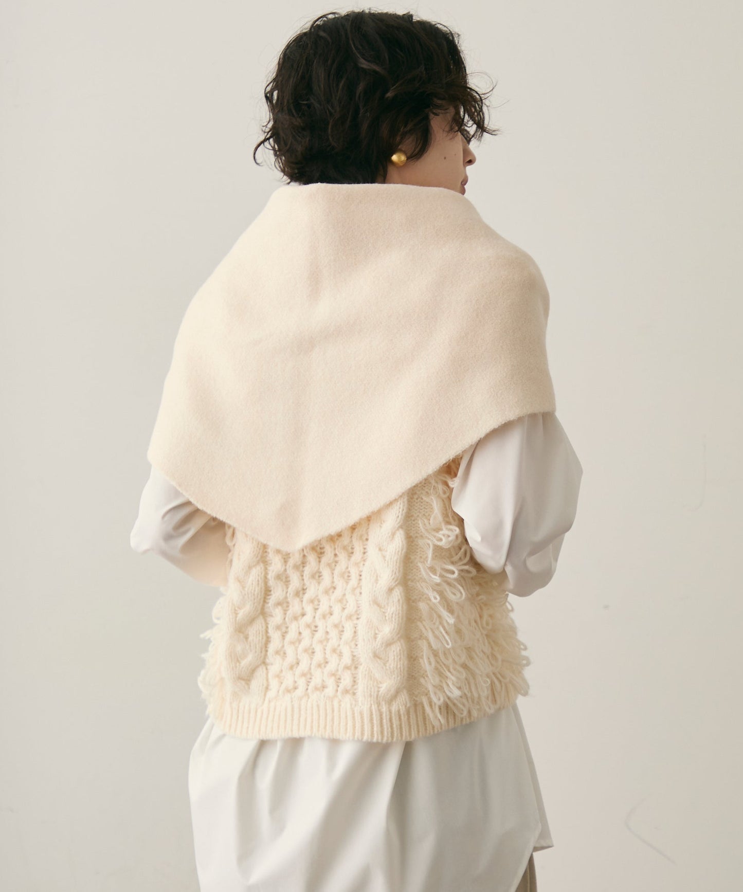 もちもちニットトライアングルスカーフ