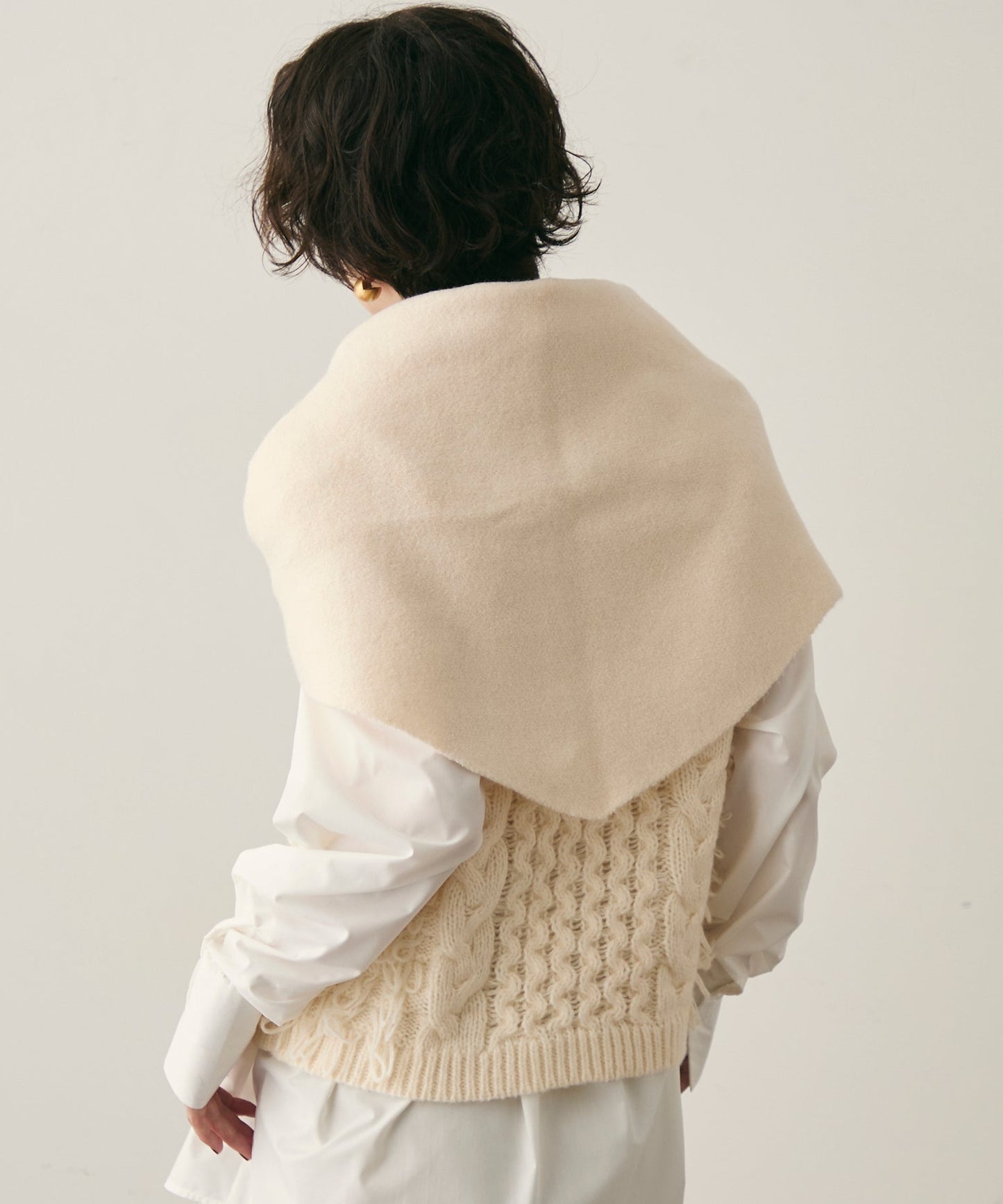 もちもちニットトライアングルスカーフ