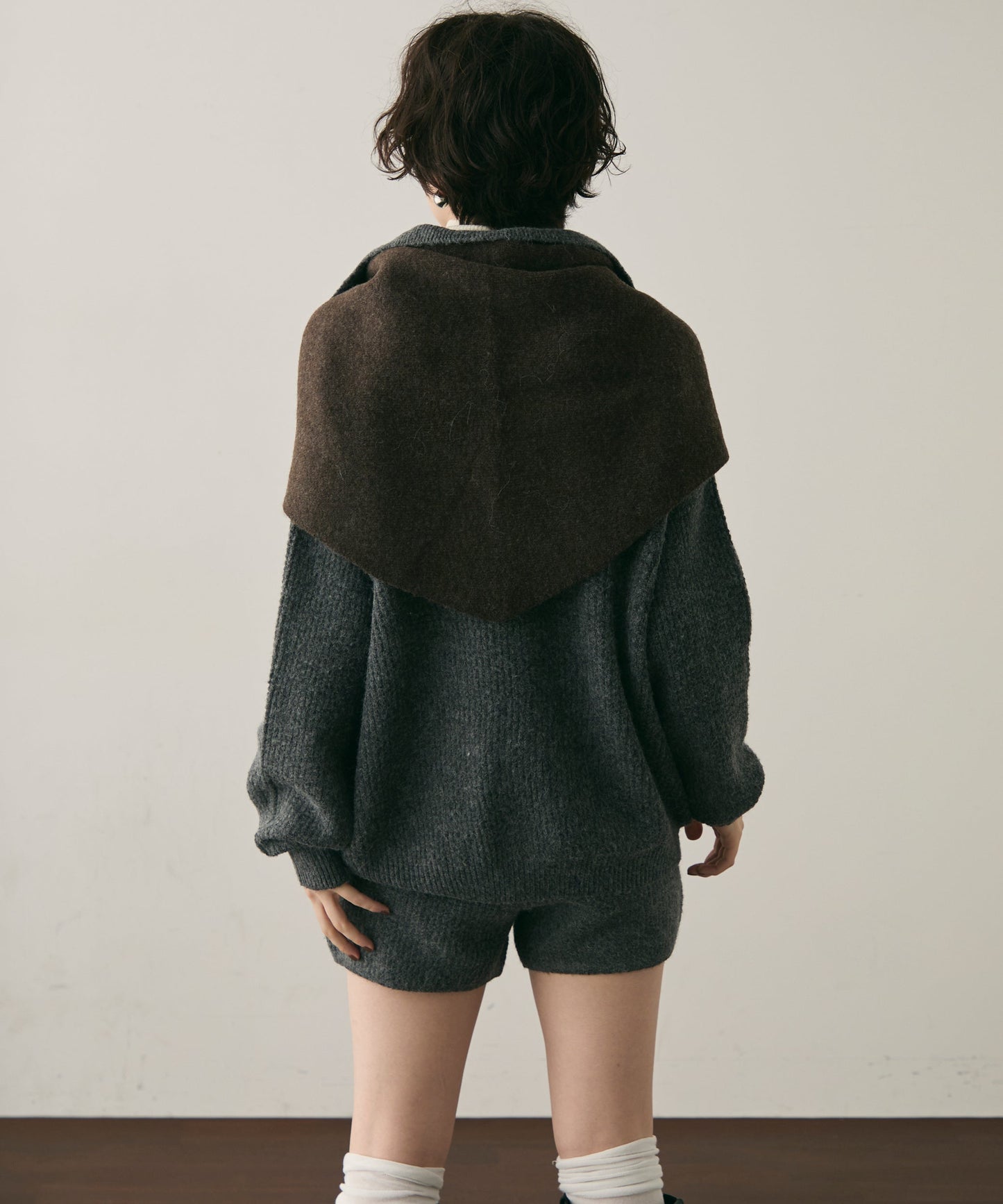 もちもちニットトライアングルスカーフ