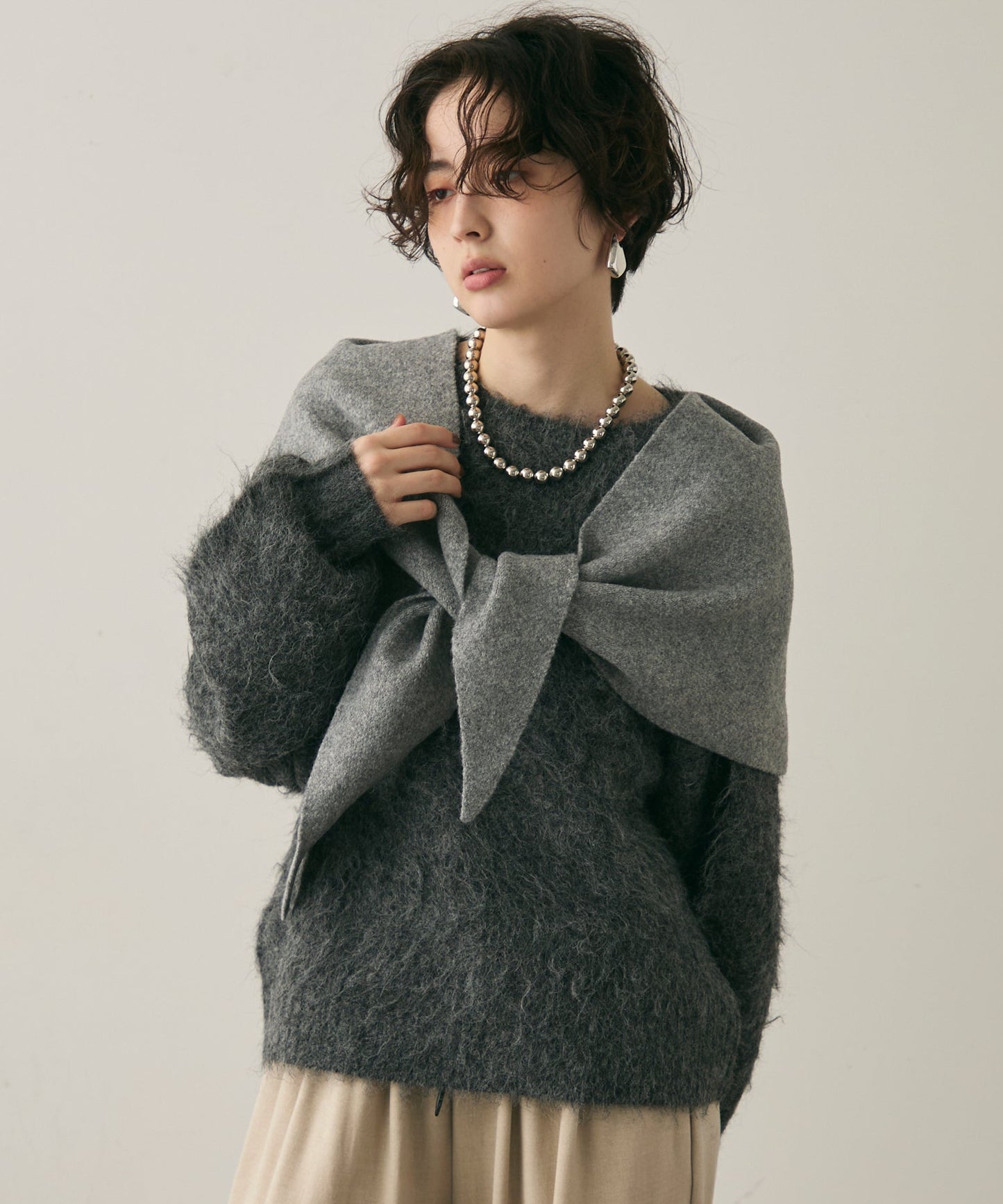 もちもちニットトライアングルスカーフ