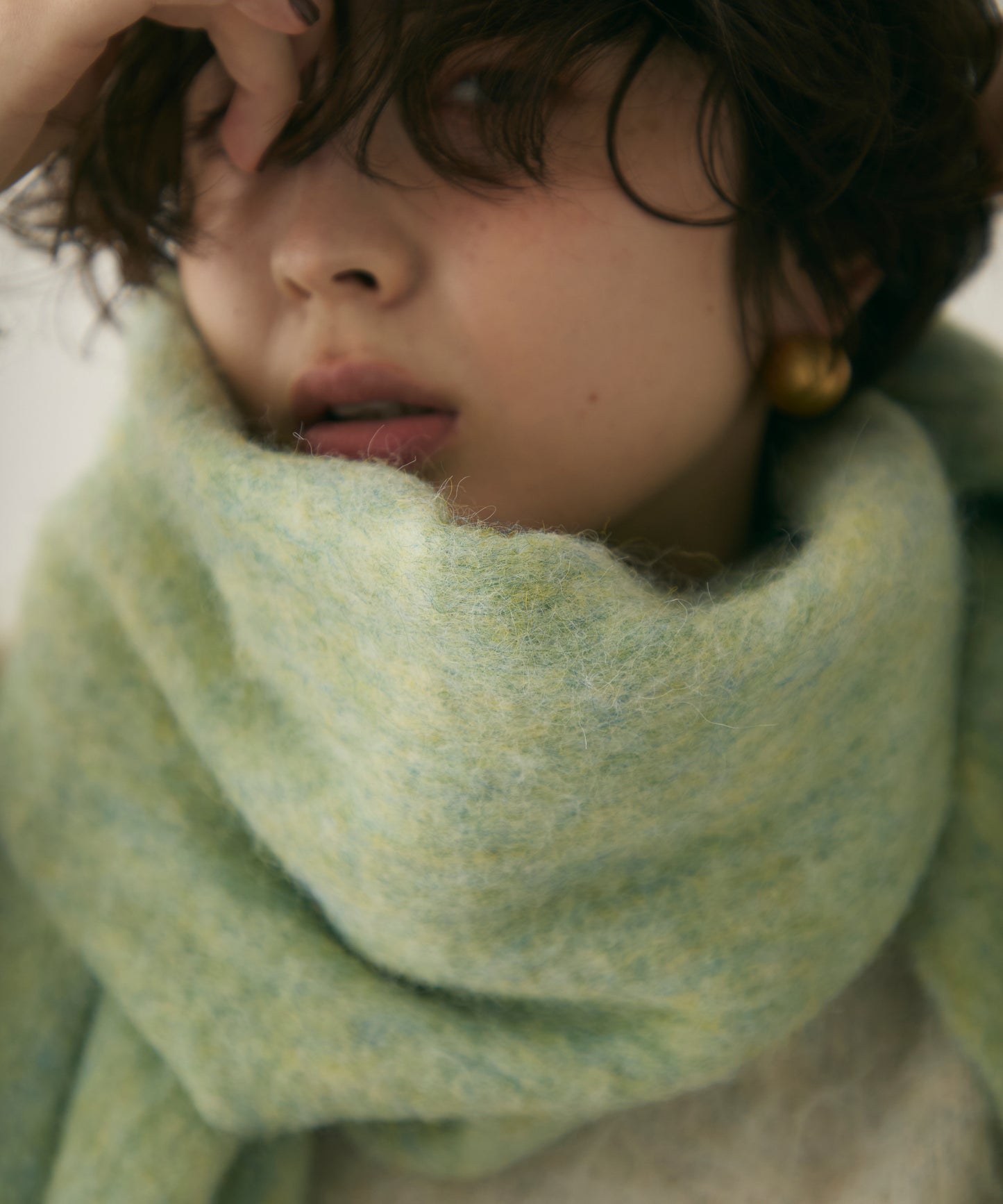 ウール混シャギーマフラー