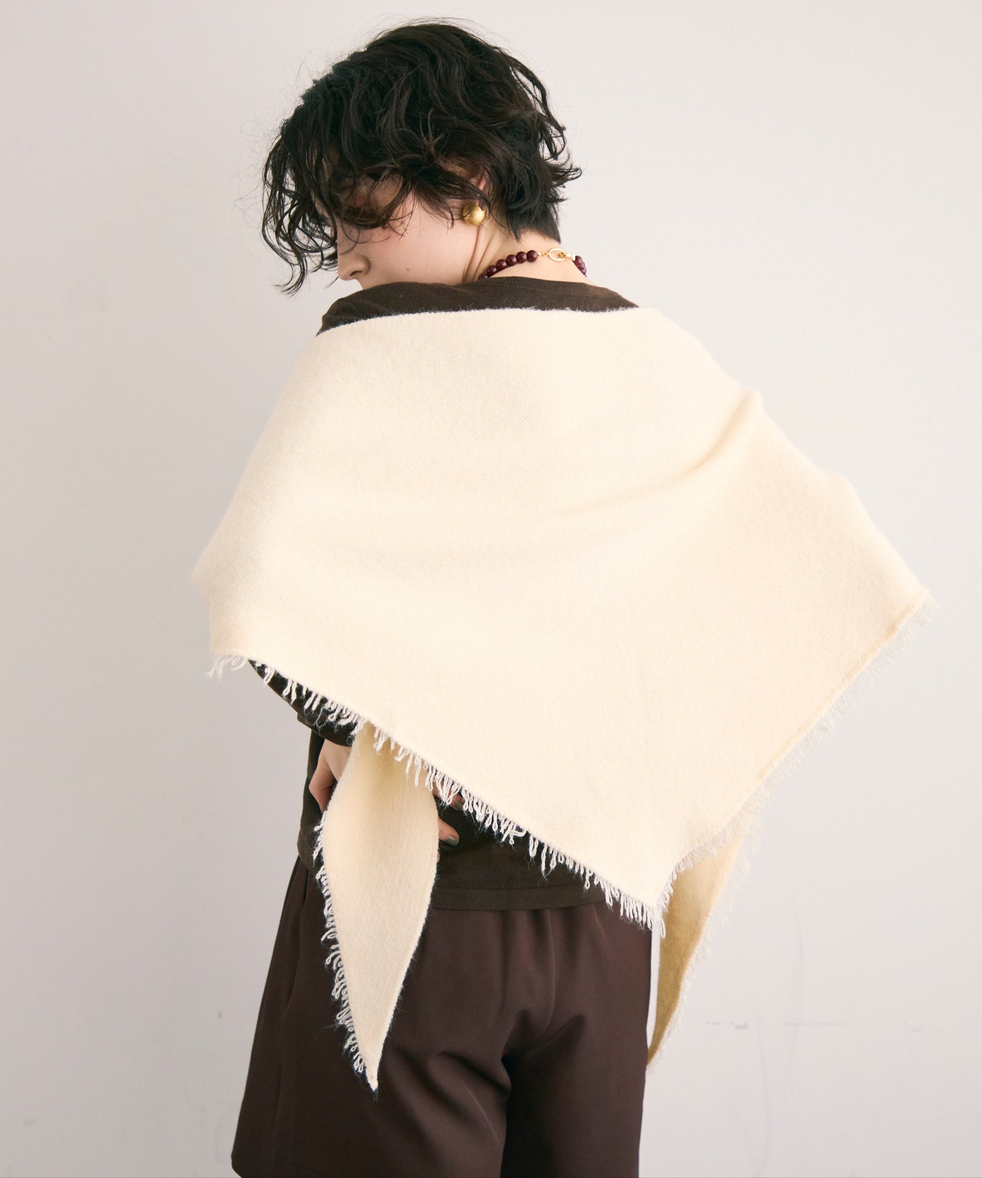 フリンジトライアングルマフラー | Trish 