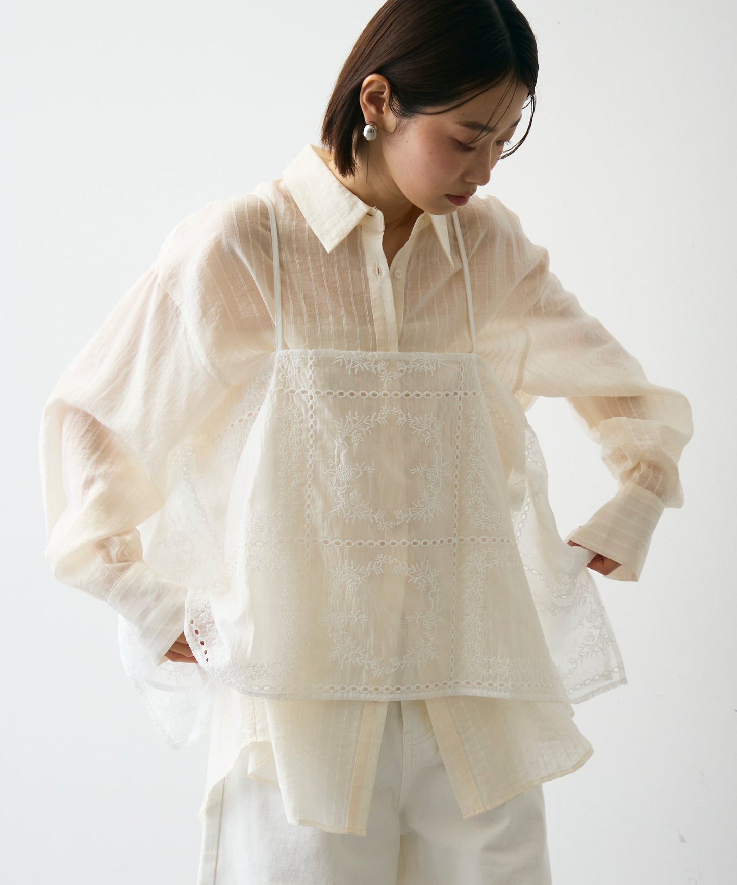 パッチワーク刺繍ランダムヘムキャミ