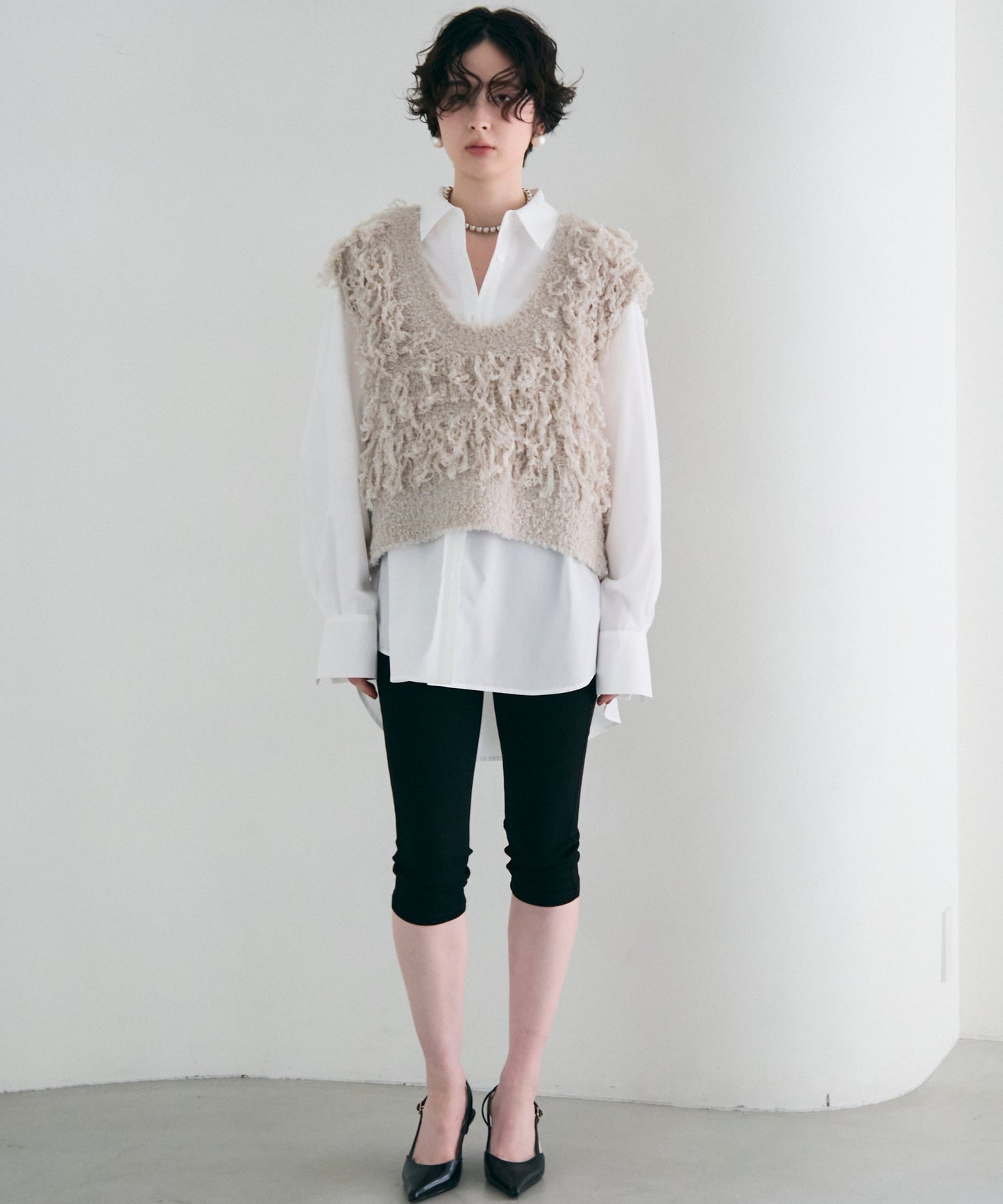 ループ編みUネックニットベスト