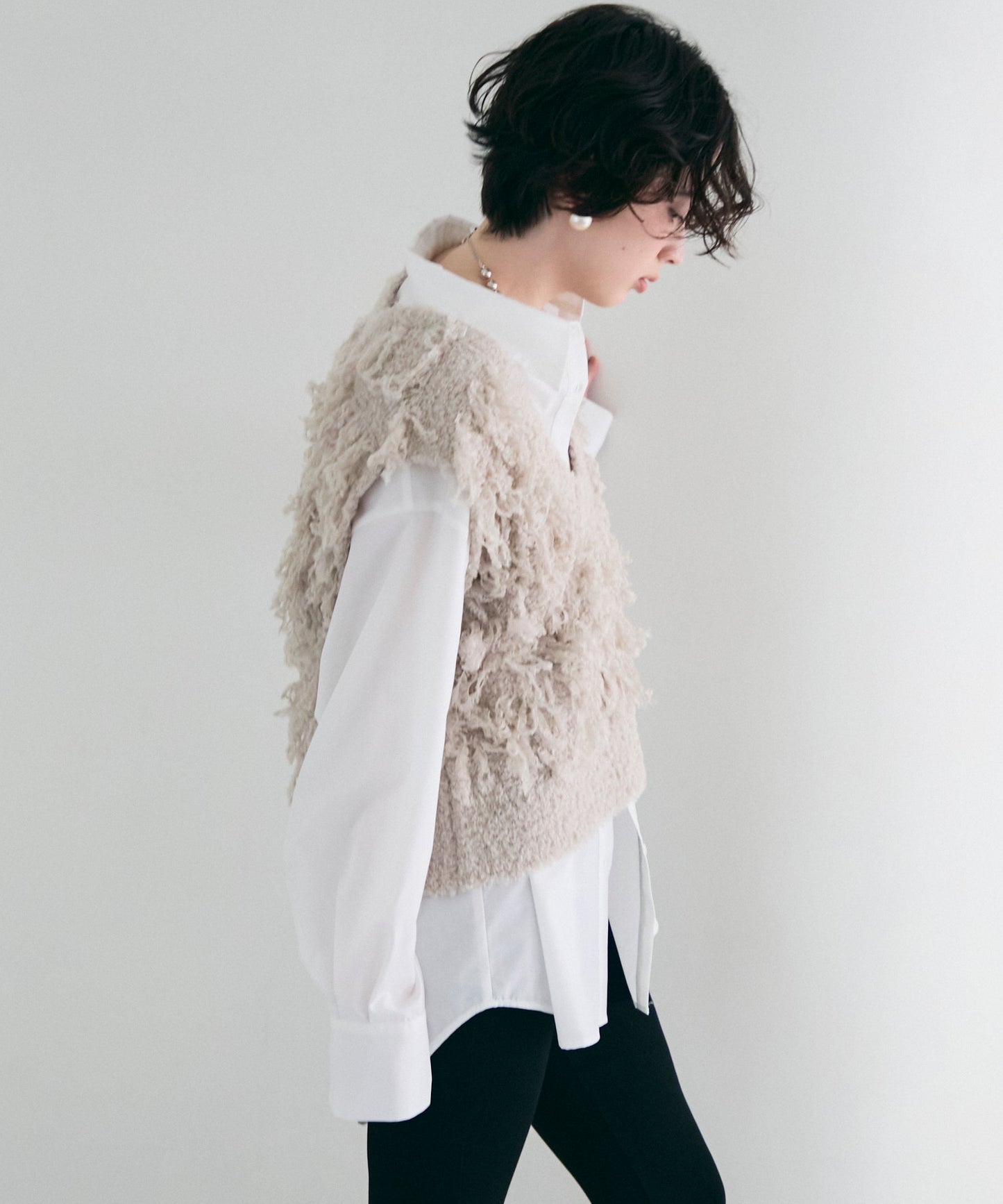 ループ編みUネックニットベスト