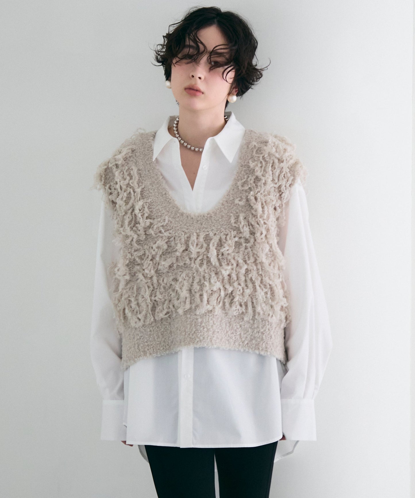 ループ編みUネックニットベスト