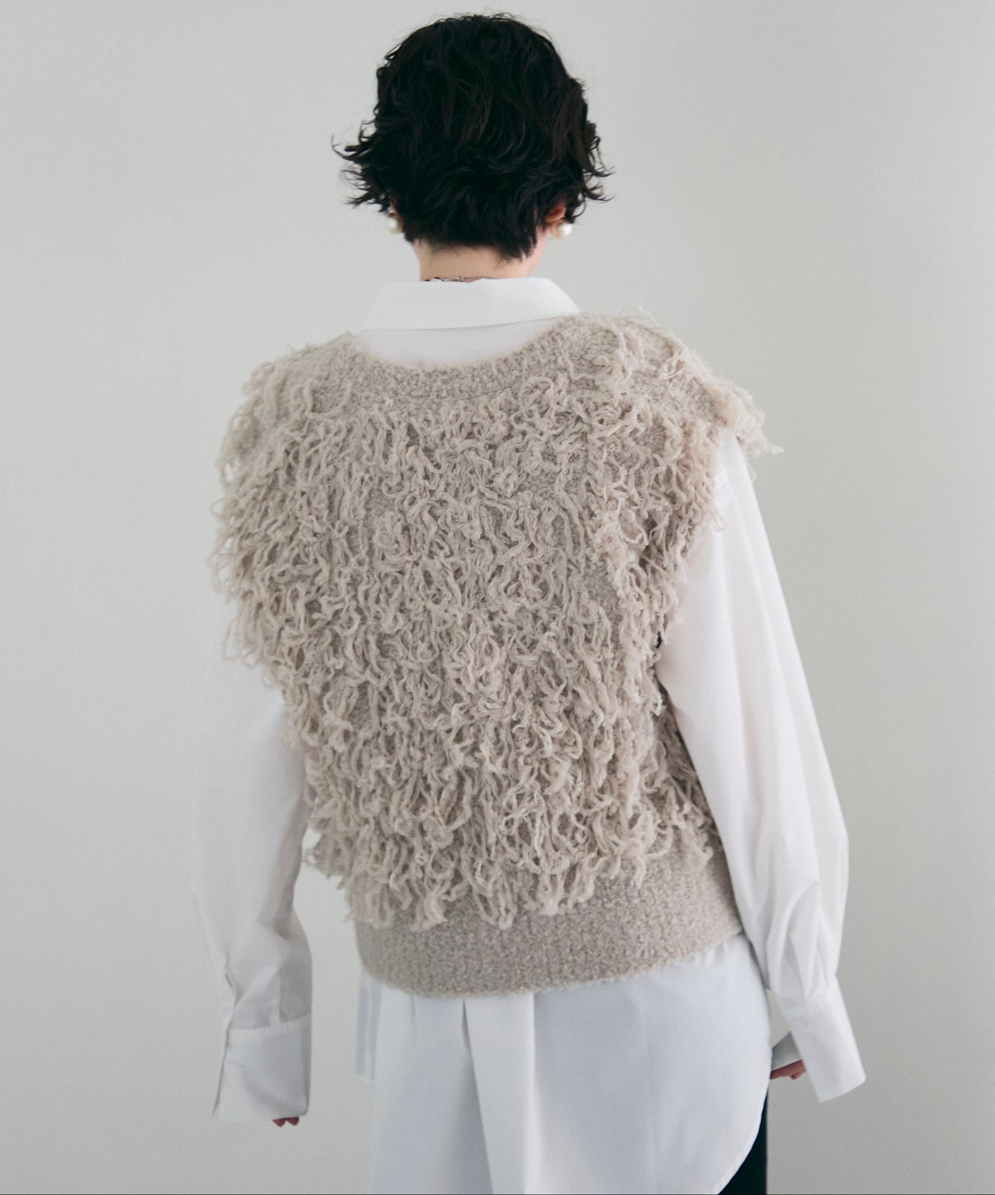 ループ編みUネックニットベスト