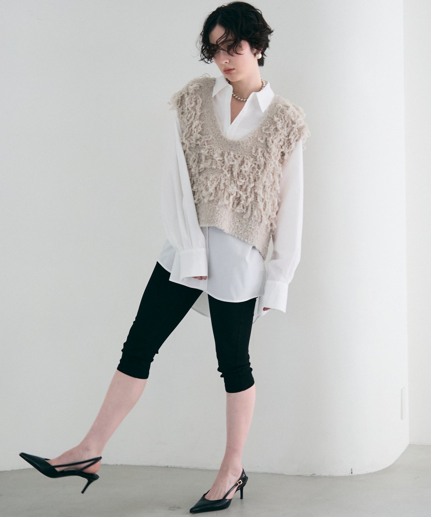 ループ編みUネックニットベスト