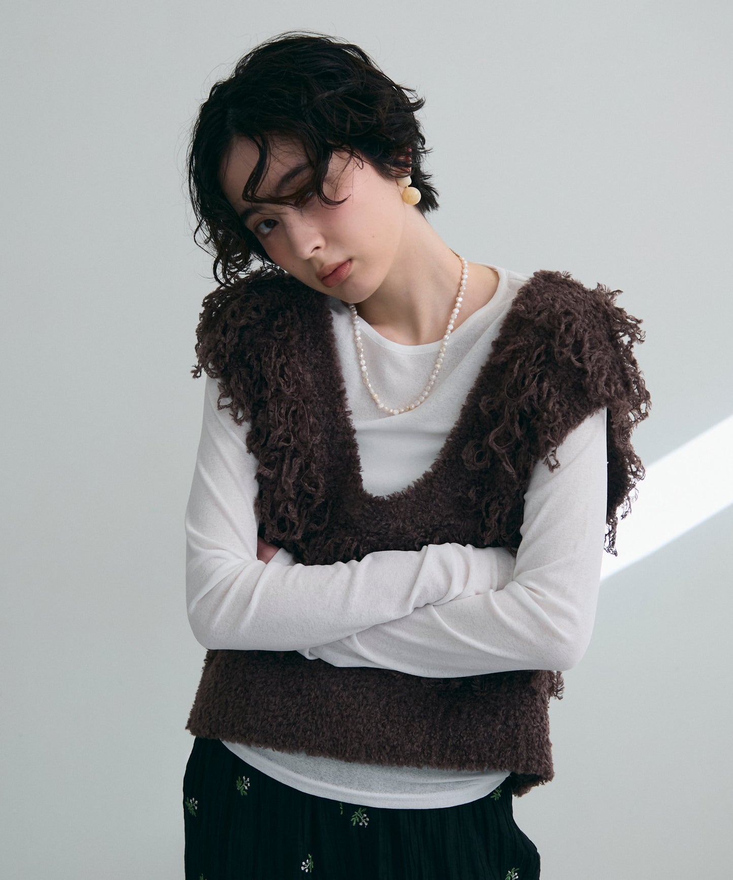 ループ編みUネックニットベスト