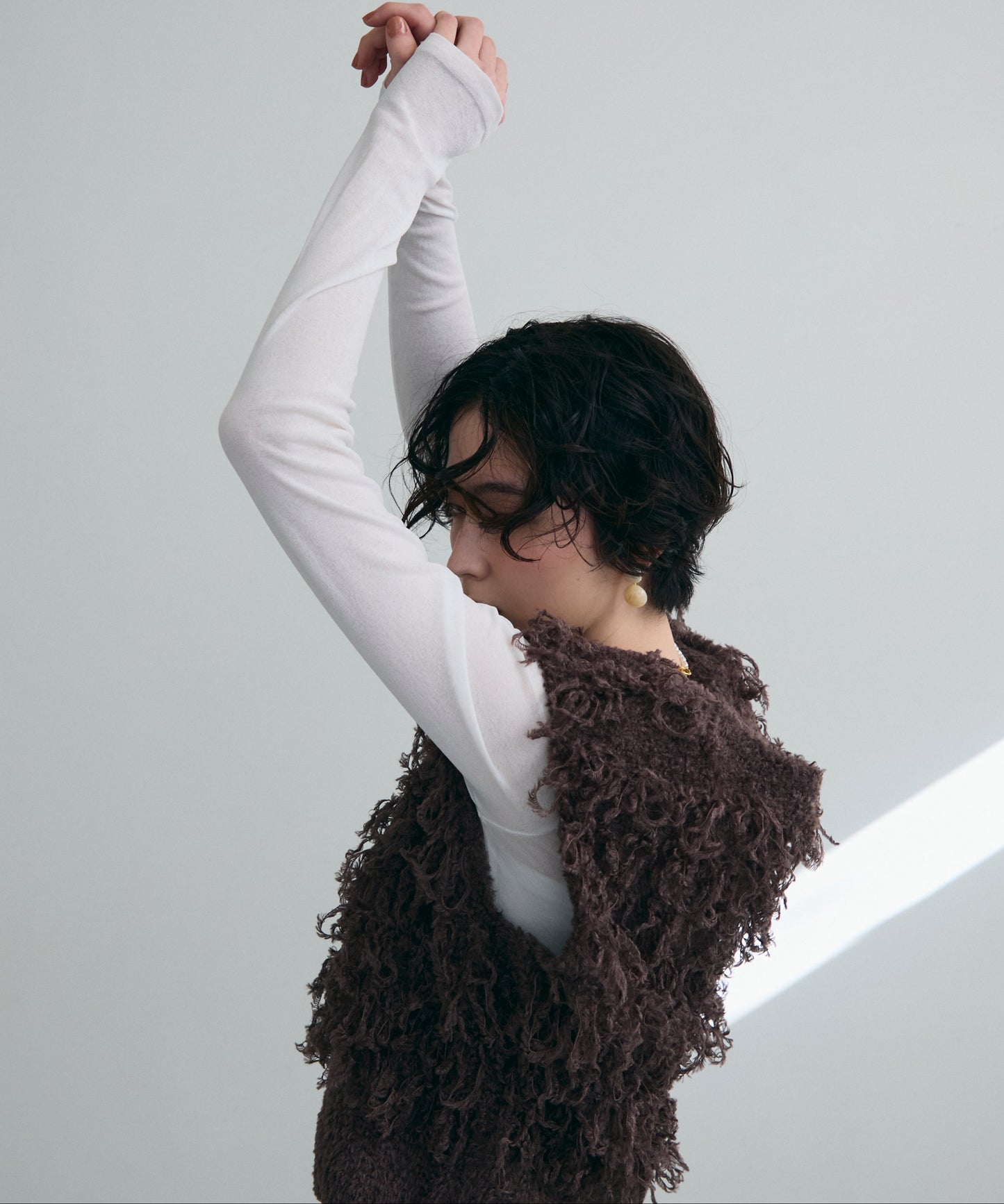 ループ編みUネックニットベスト