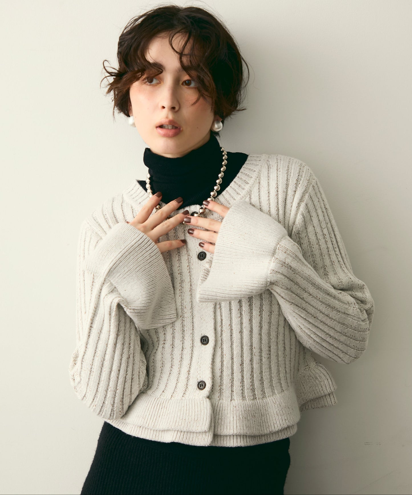 前後2WAYバルキーフリルヘムニットカーディガン