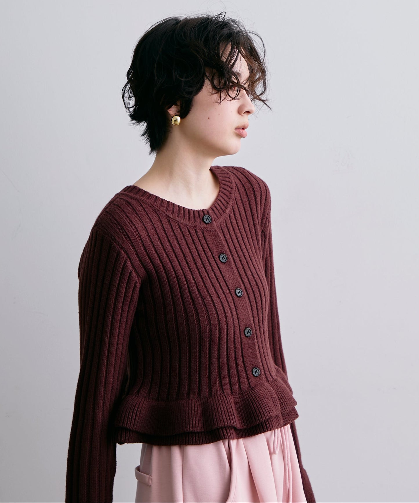 前後2WAYバルキーフリルヘムニットカーディガン