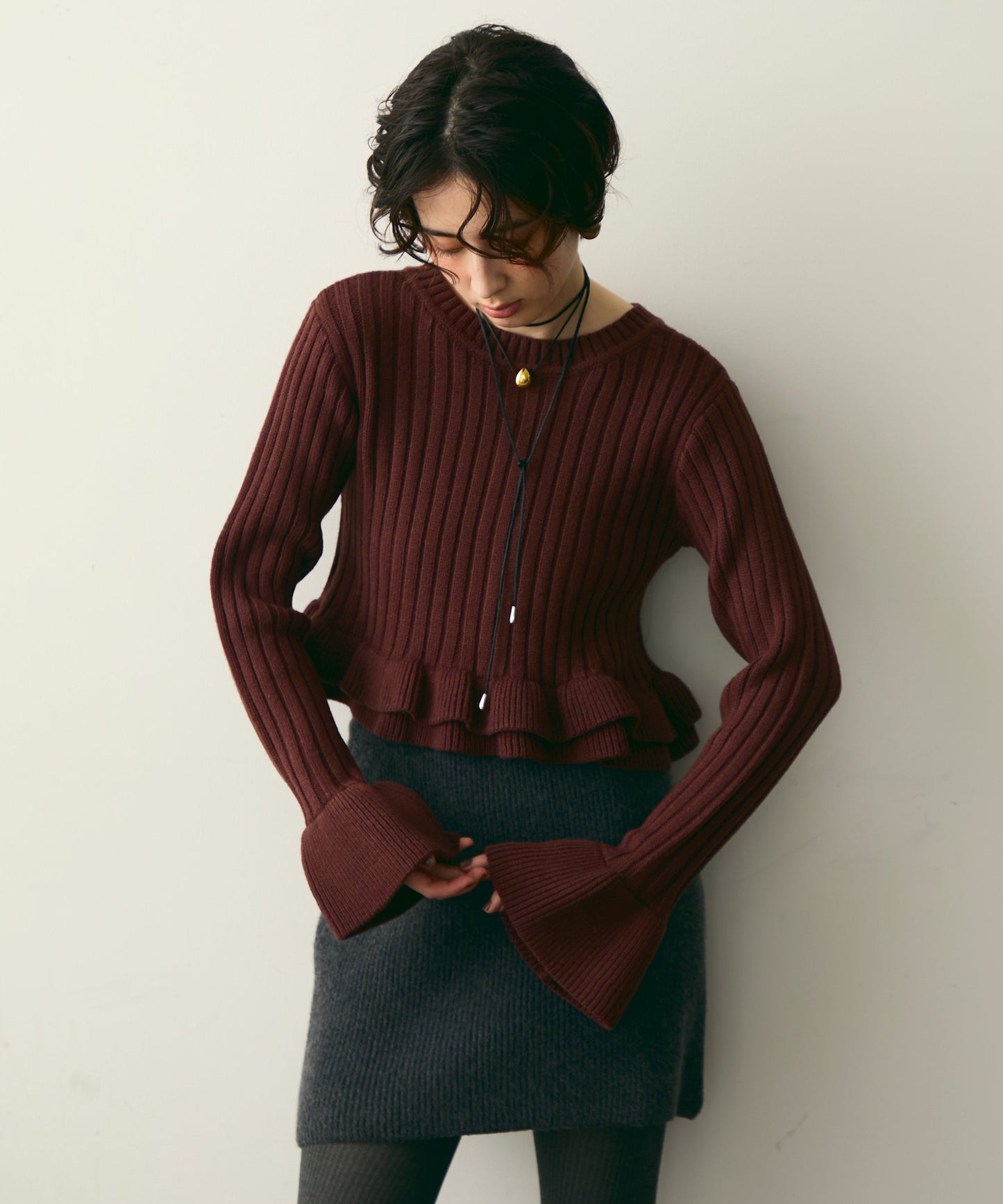 前後2WAYバルキーフリルヘムニットカーディガン