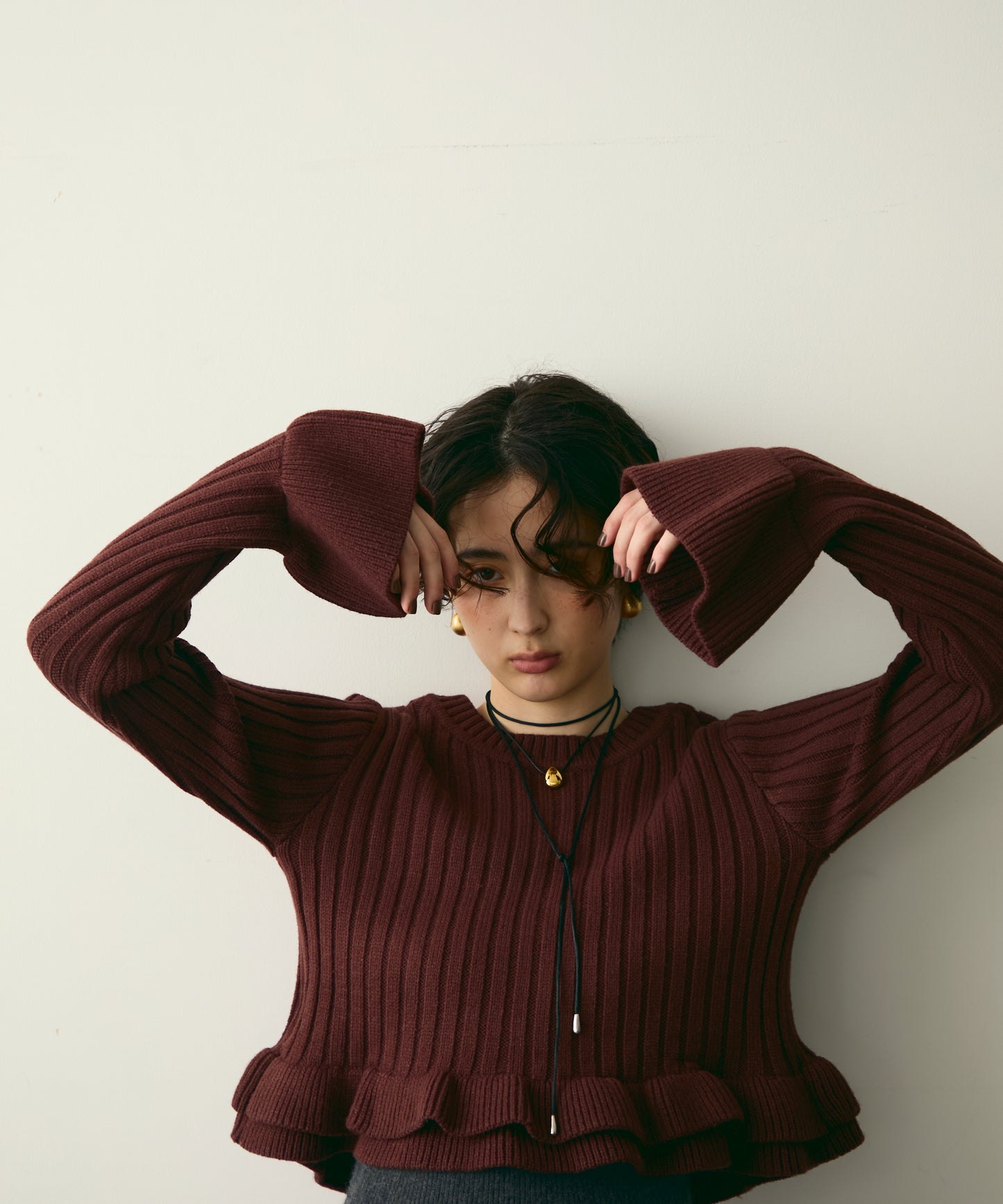 前後2WAYバルキーフリルヘムニットカーディガン