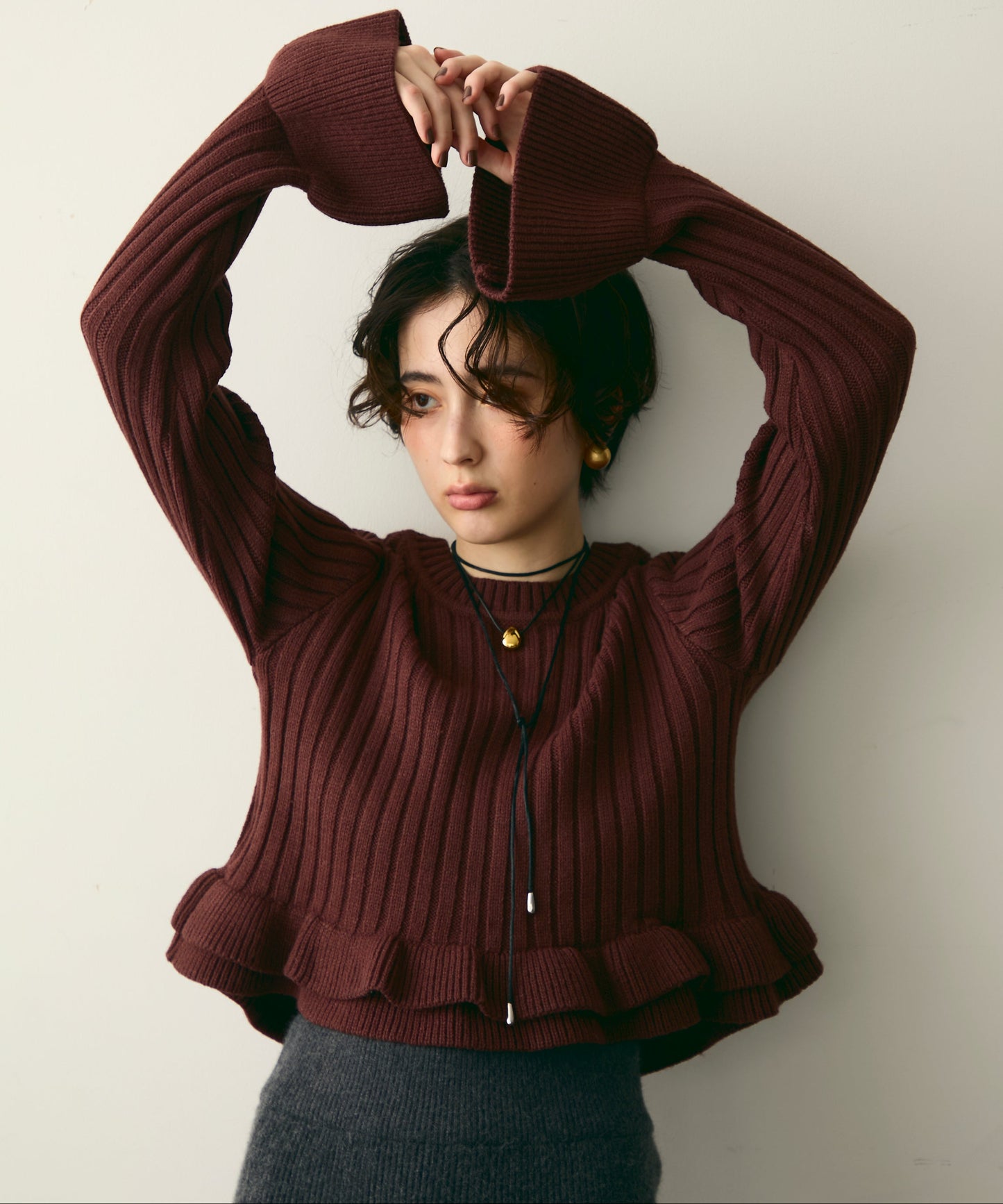 前後2WAYバルキーフリルヘムニットカーディガン