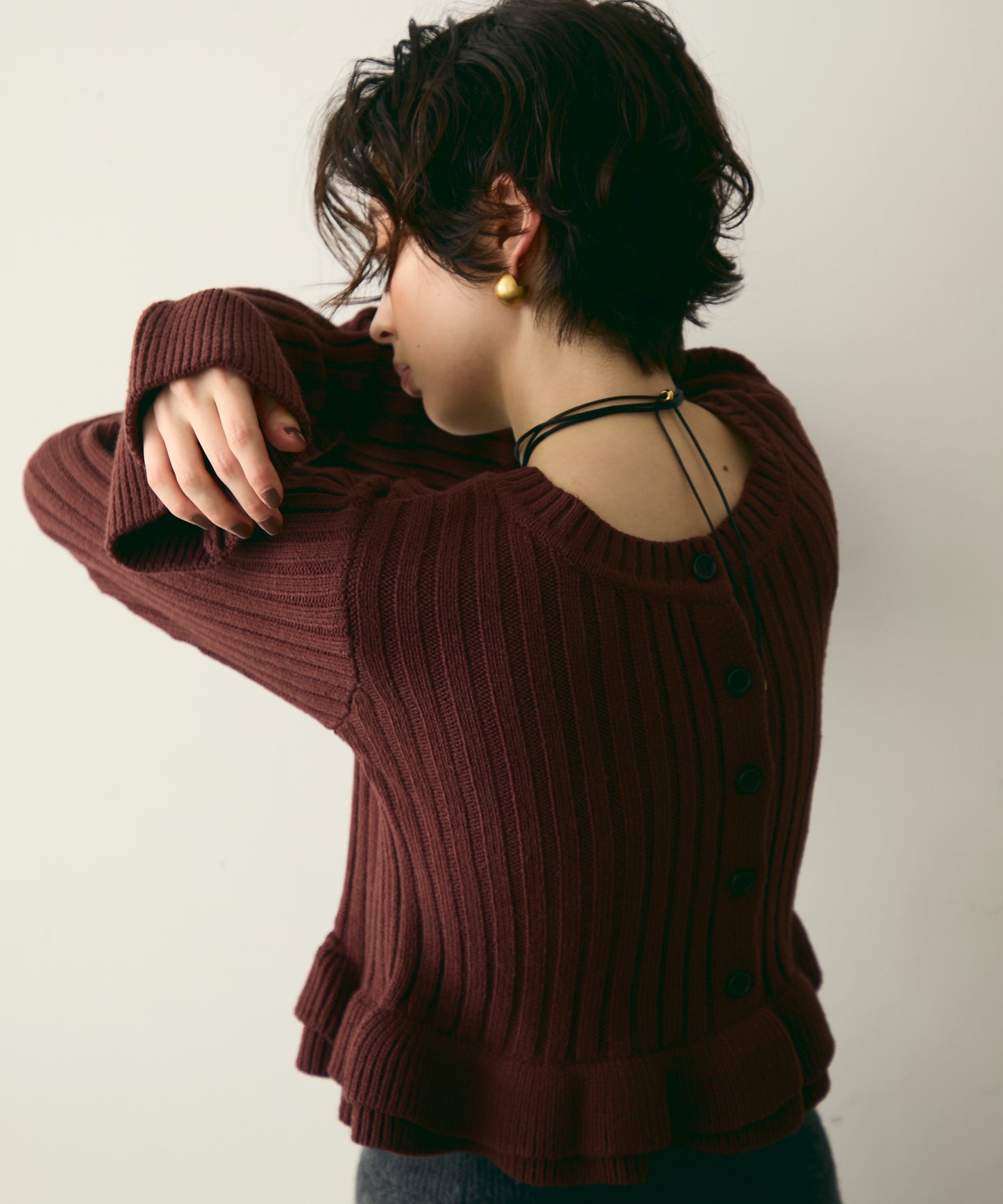 前後2WAYバルキーフリルヘムニットカーディガン