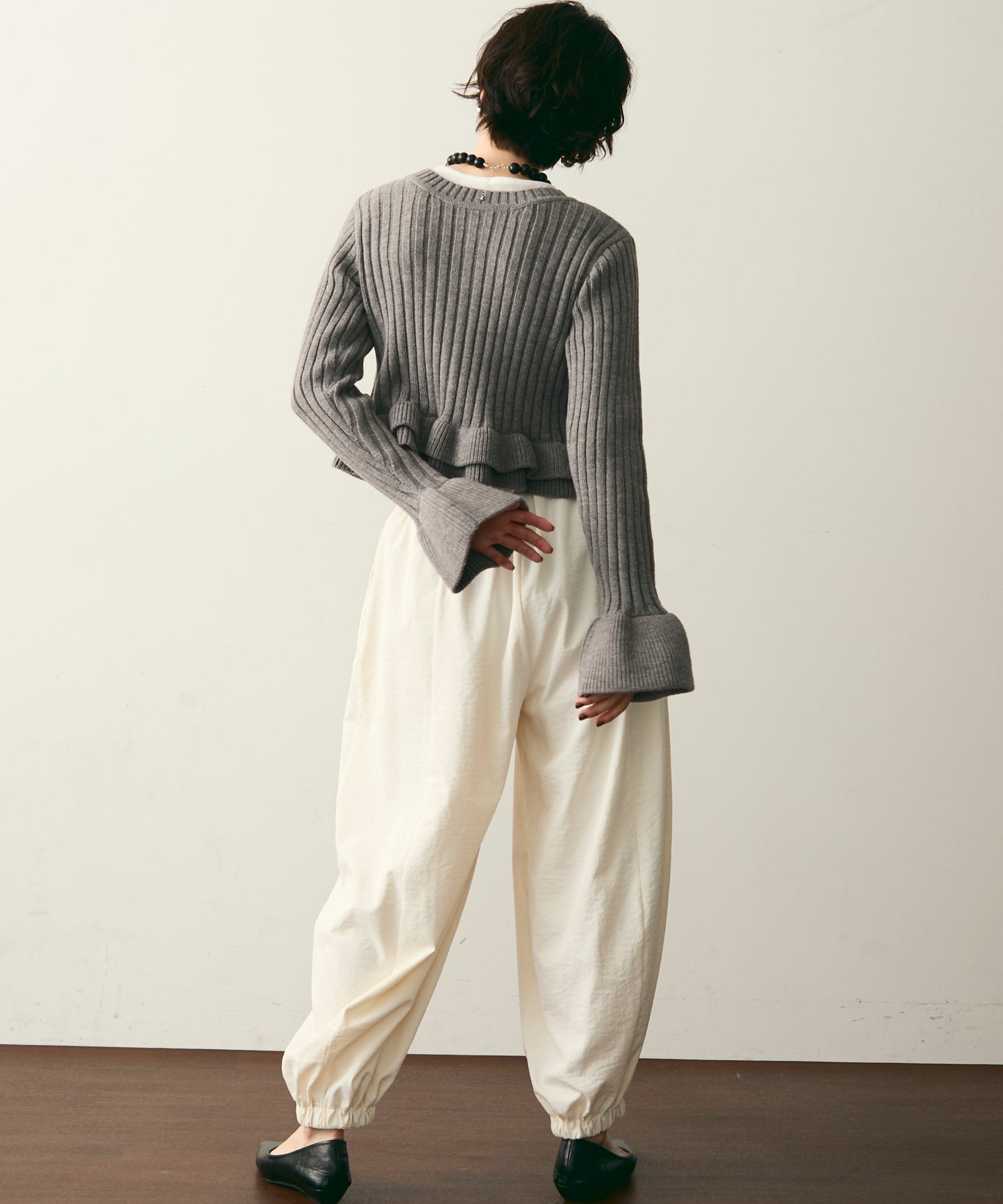 前後2WAYバルキーフリルヘムニットカーディガン