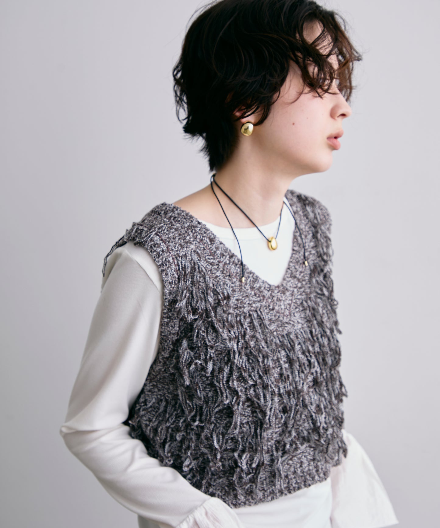 ニットフリンジベスト
