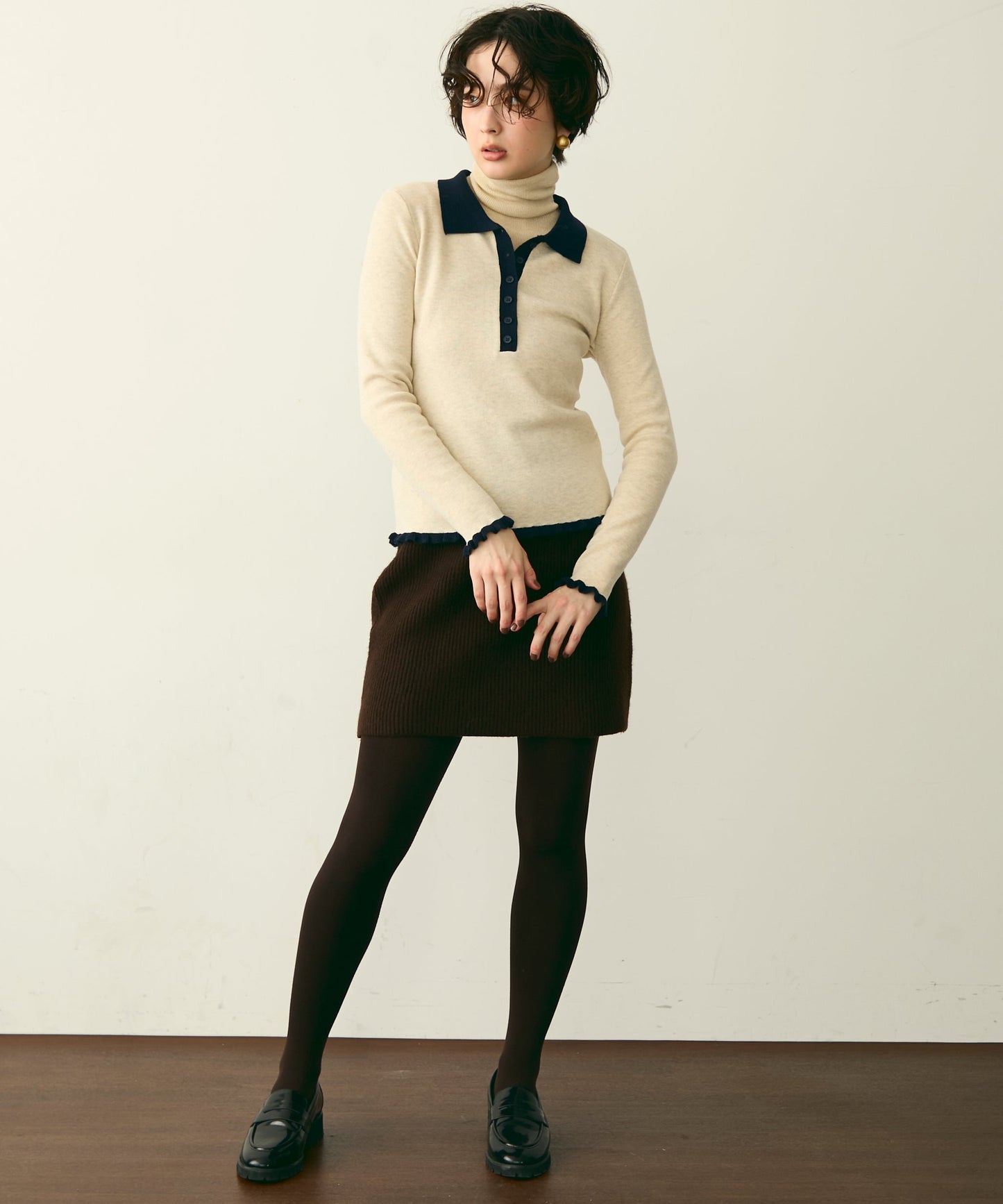 バイカラーポロ襟フリルヘムニットプルオーバー