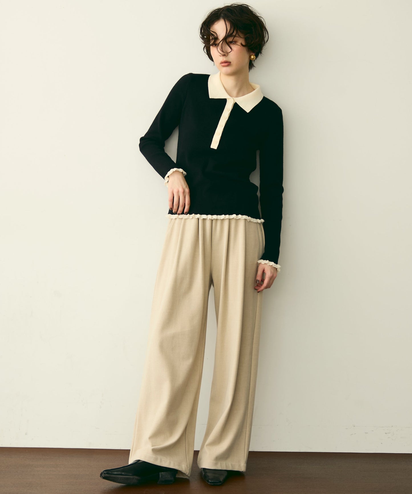 バイカラーポロ襟フリルヘムニットプルオーバー