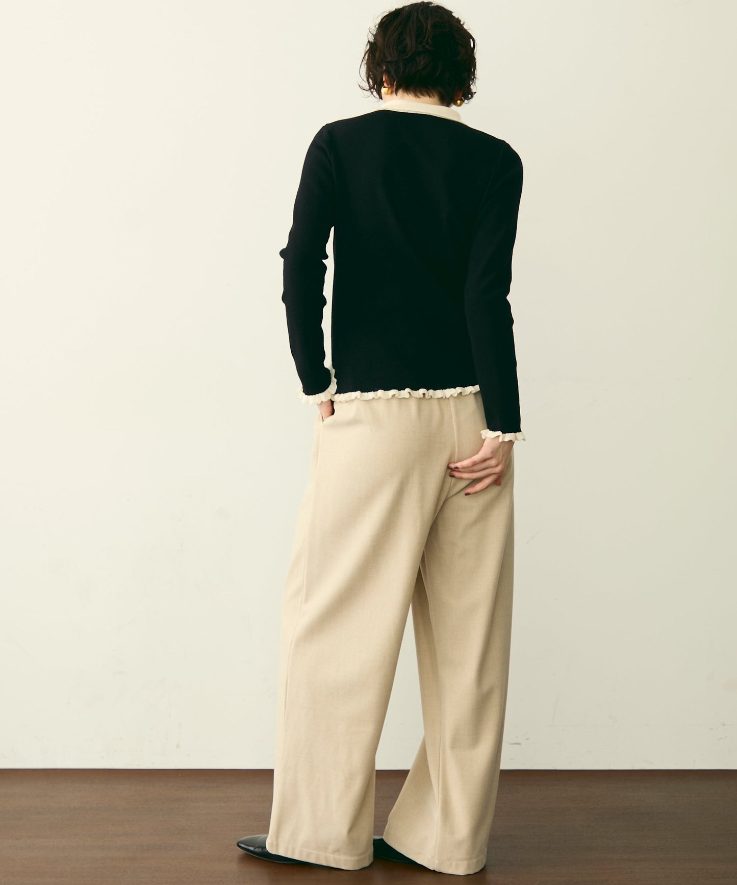 バイカラーポロ襟フリルヘムニットプルオーバー