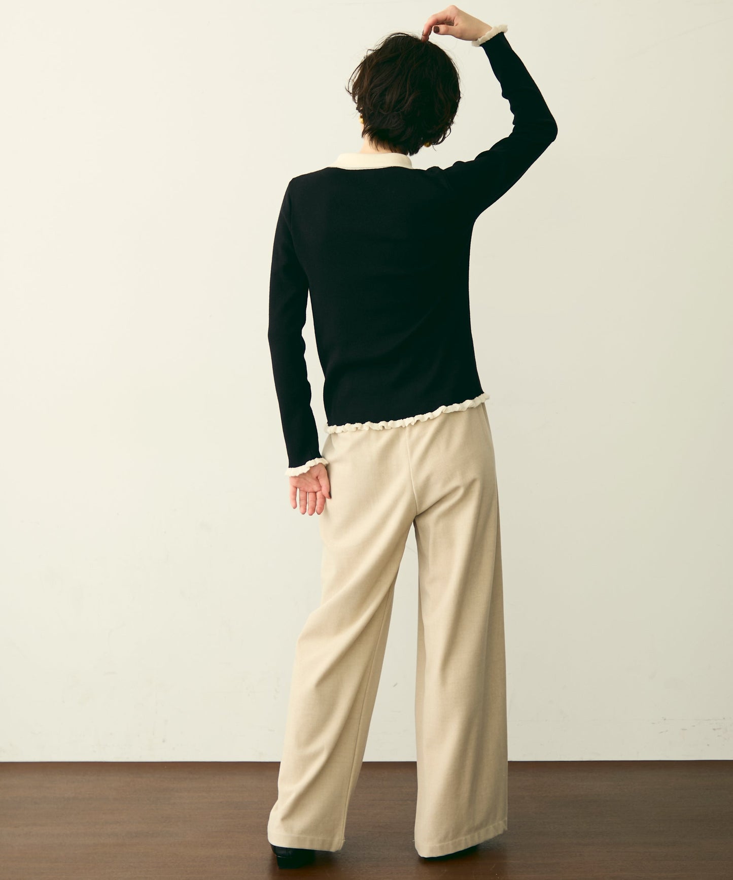 バイカラーポロ襟フリルヘムニットプルオーバー