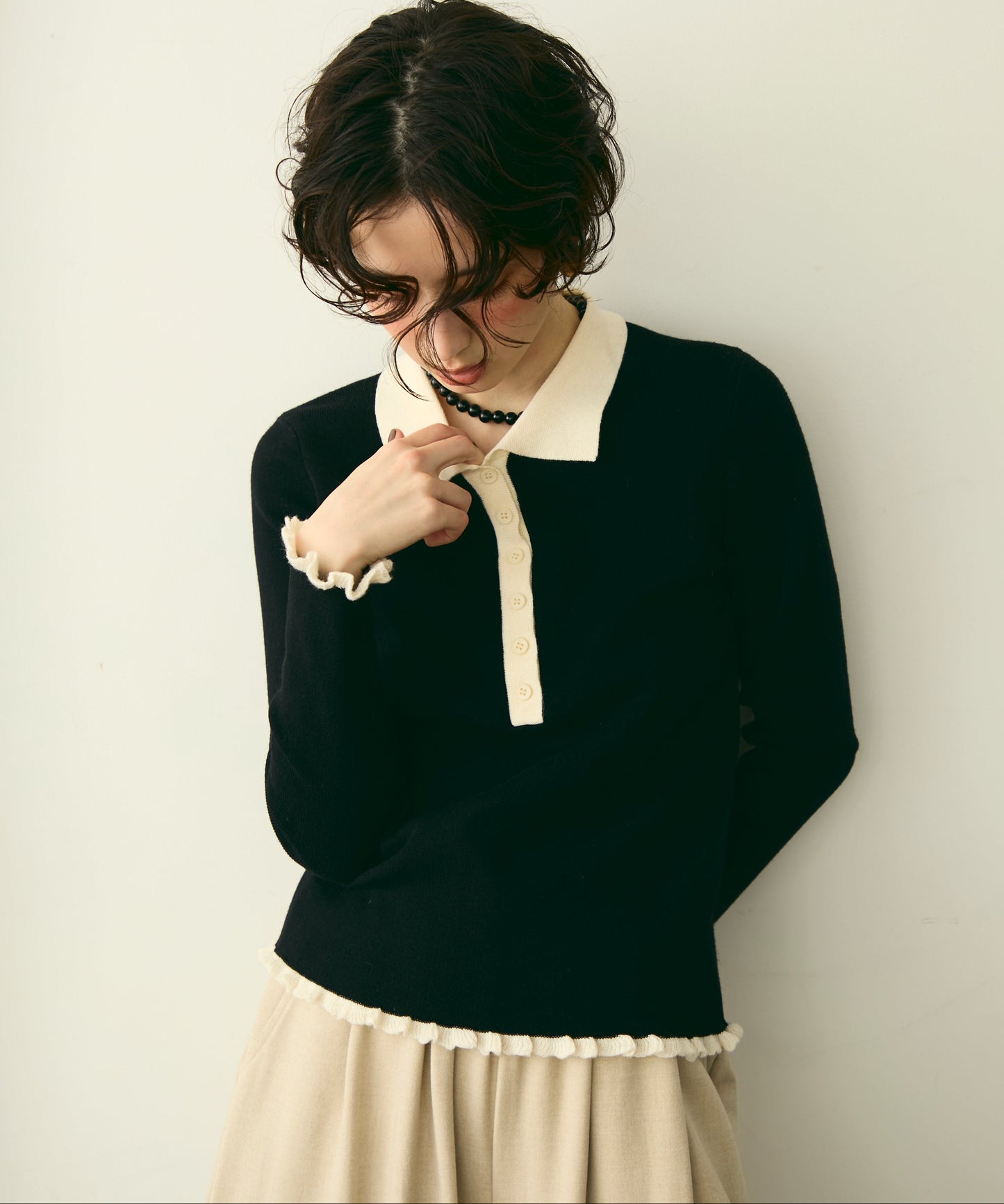 バイカラーポロ襟フリルヘムニットプルオーバー