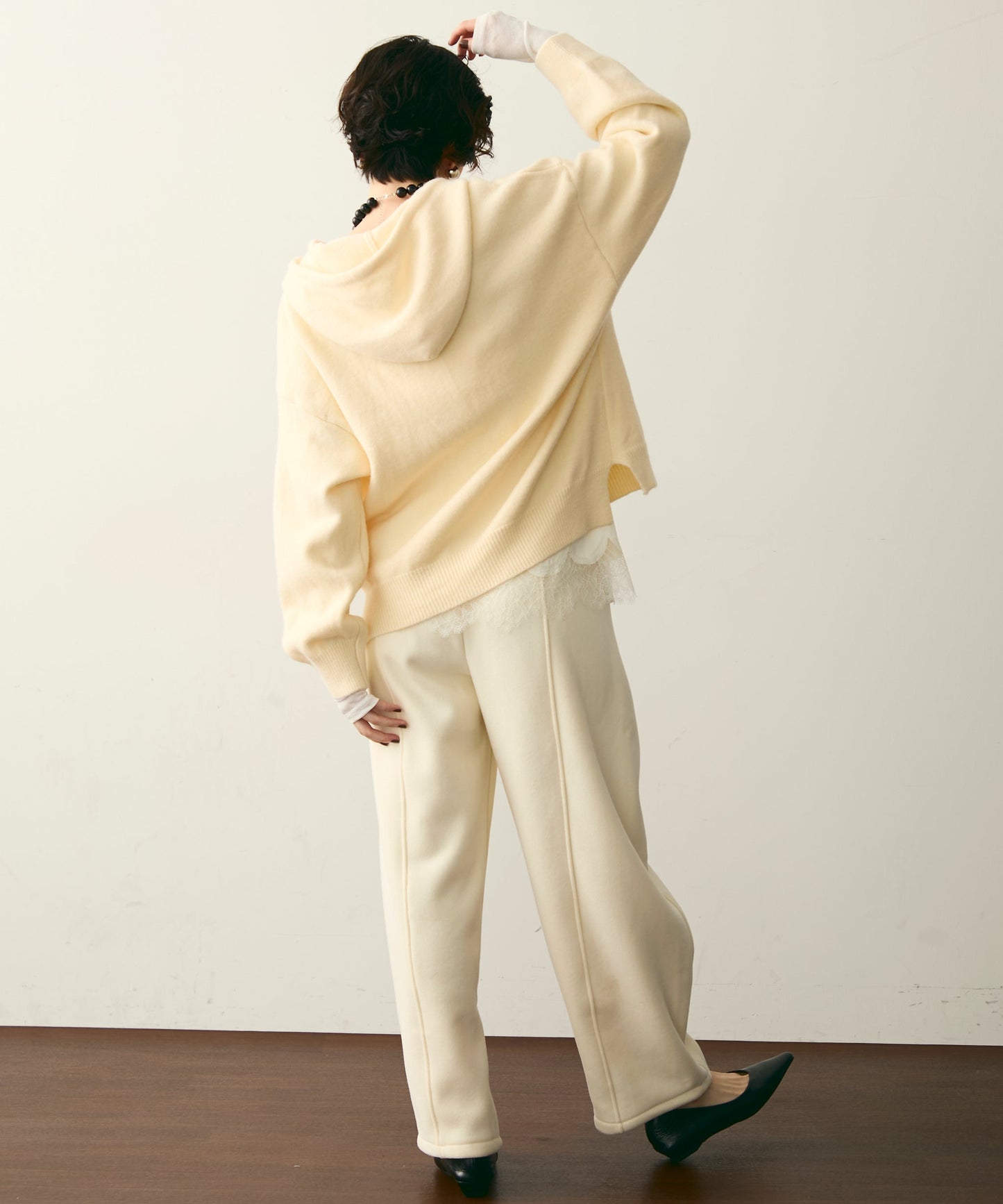 メランジニットZIPパーカー