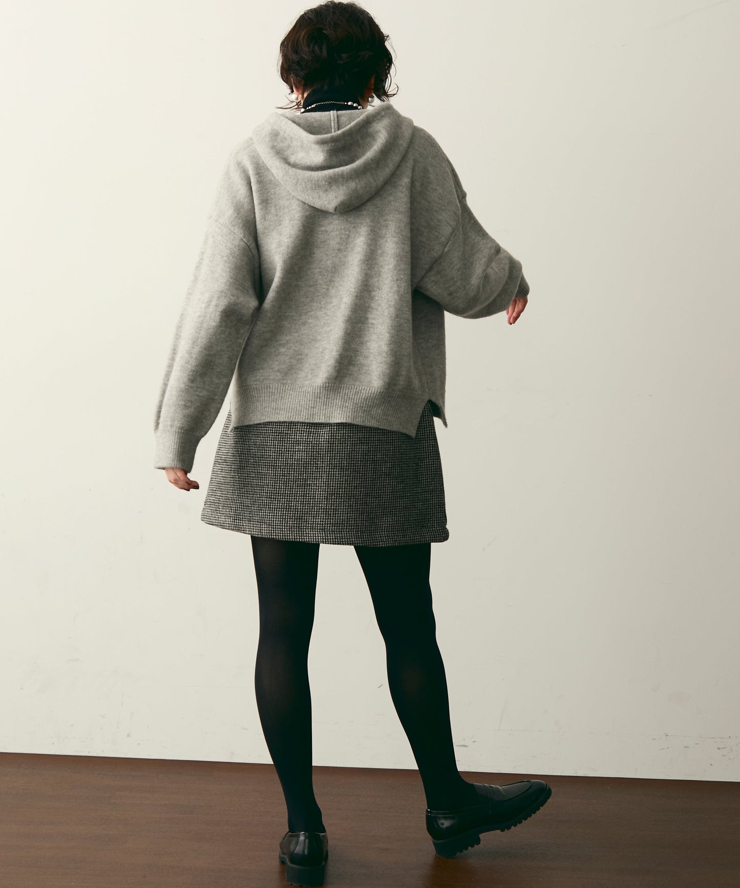 メランジニットZIPパーカー