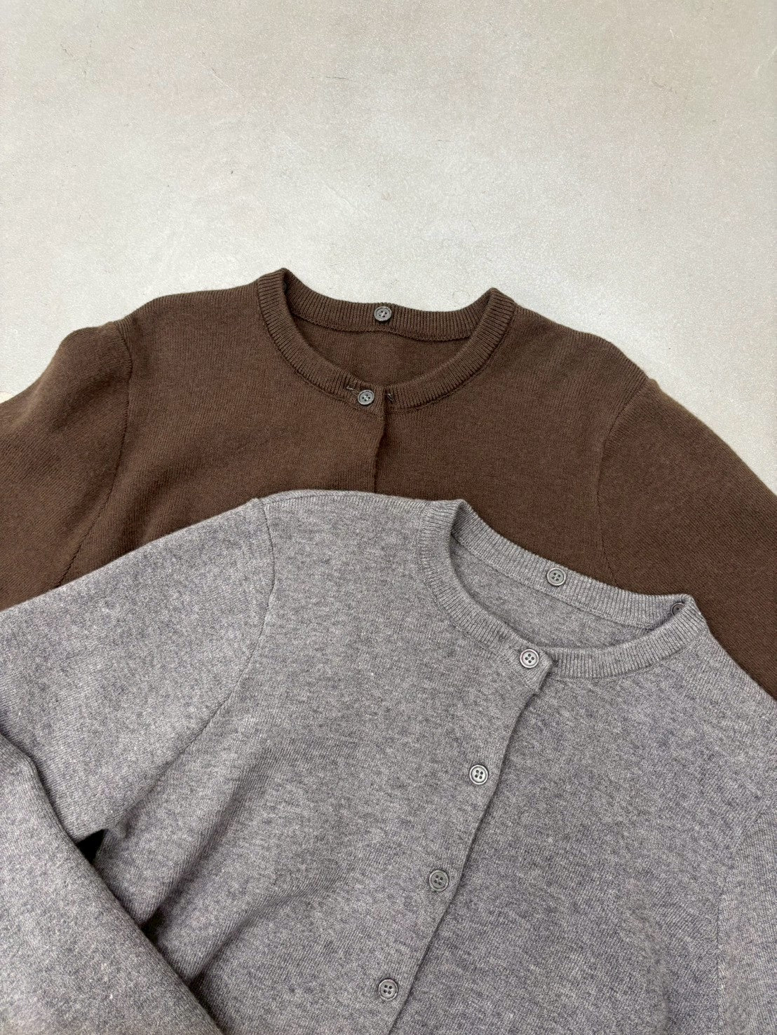 【衿取り外し可能】ストライプ衿ニットカーディガン