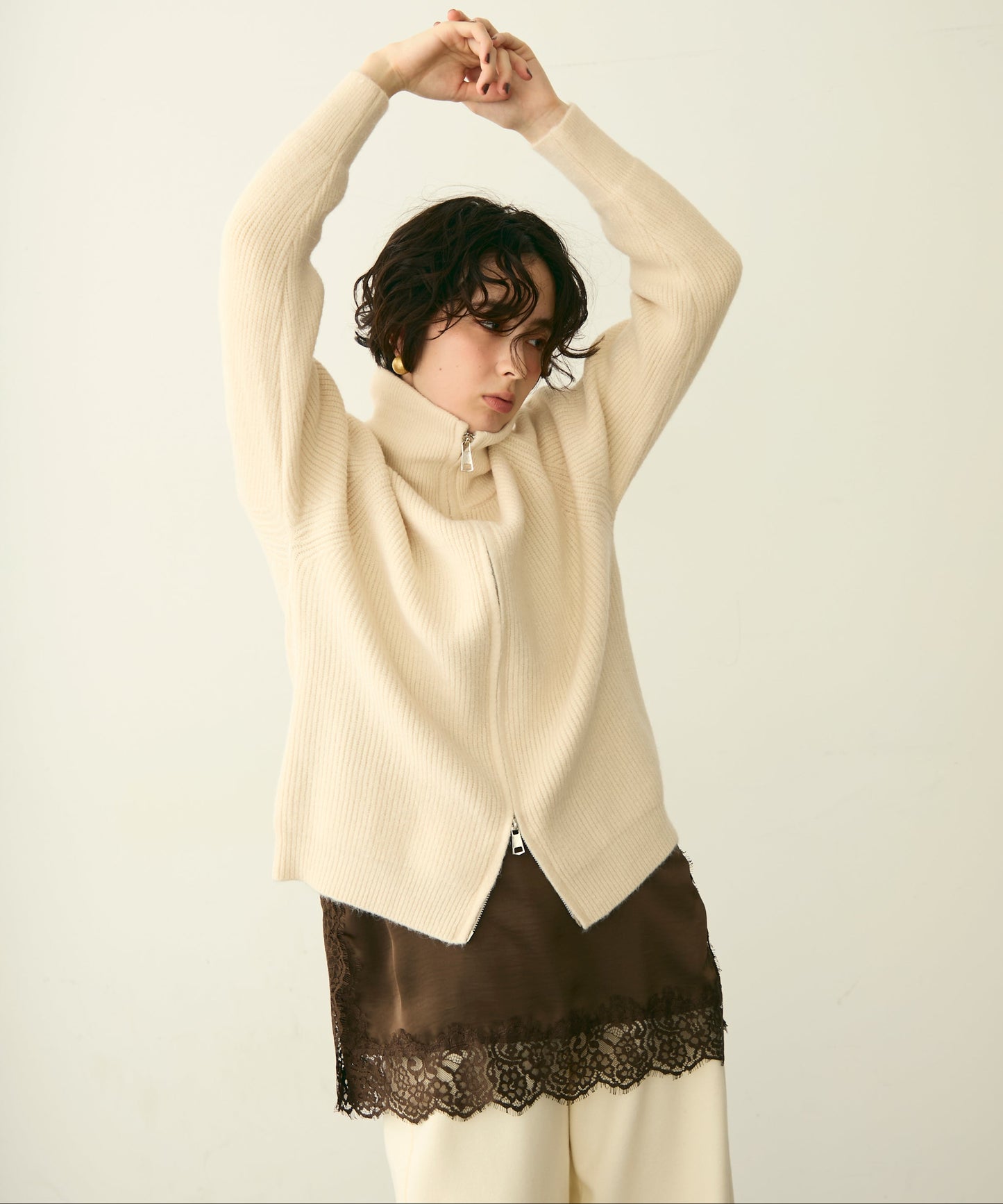 ハイネックダブルZIPラグランニットカーディガン