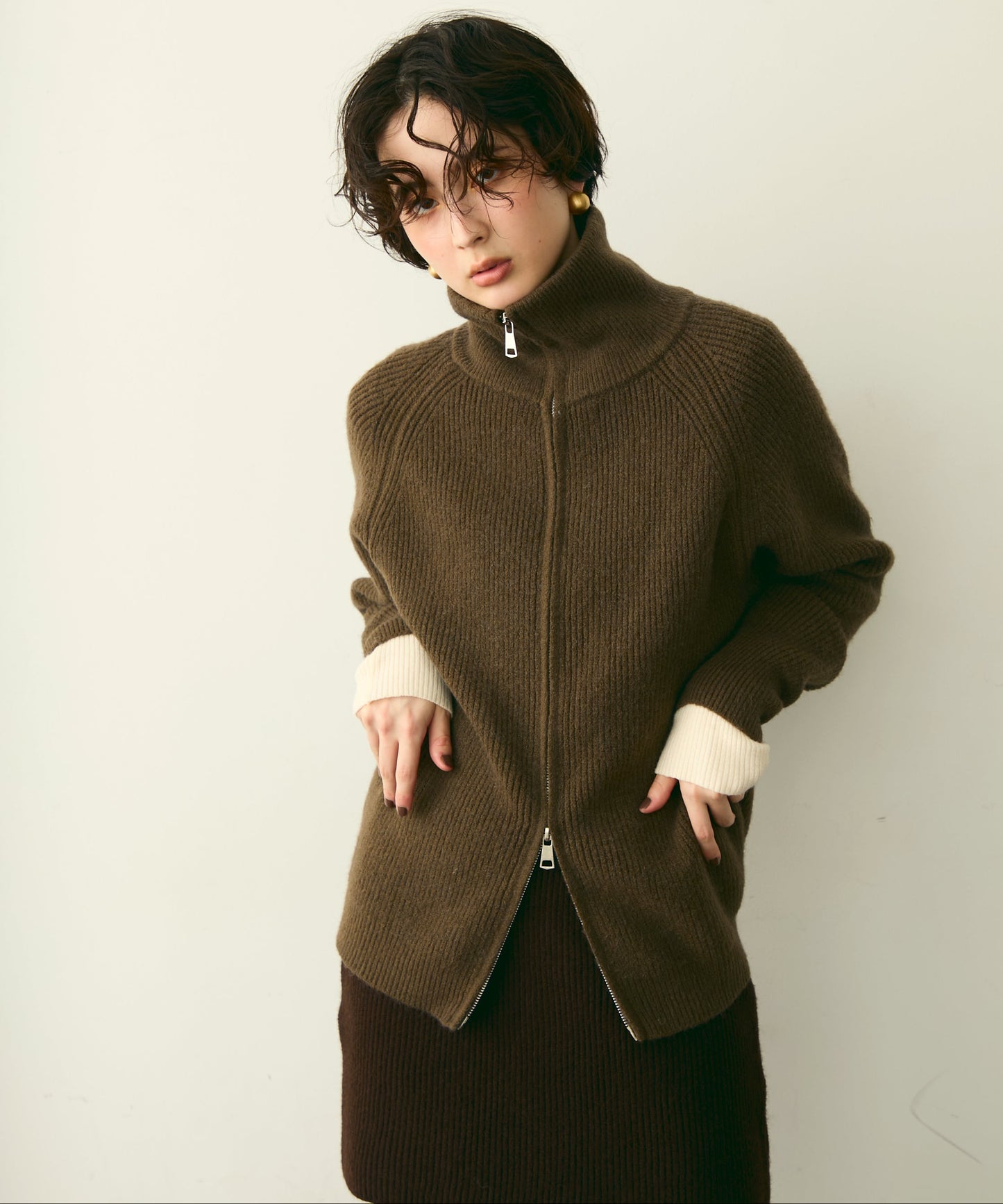 ハイネックダブルZIPラグランニットカーディガン