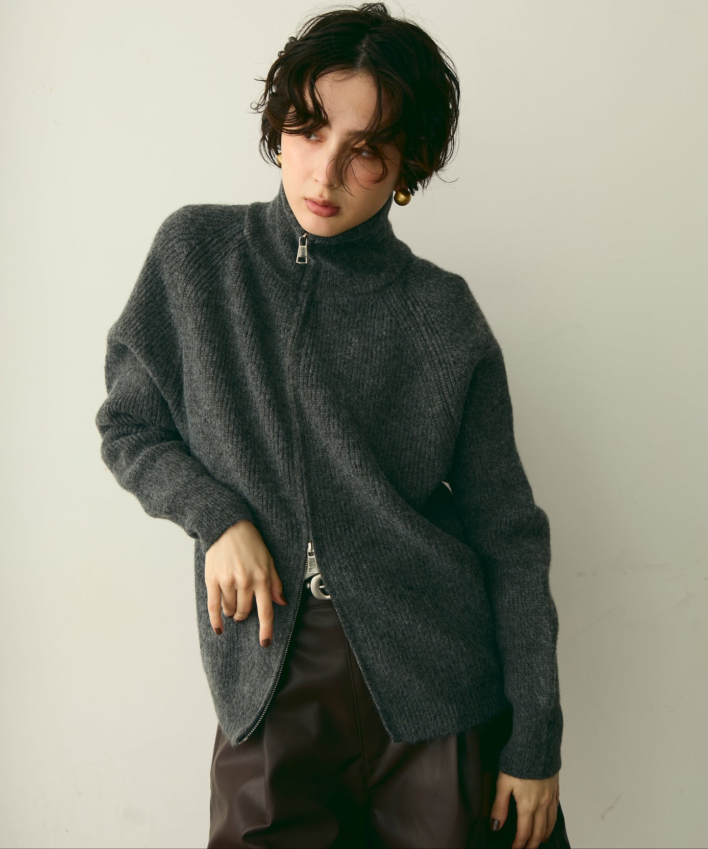 ハイネックダブルZIPラグランニットカーディガン