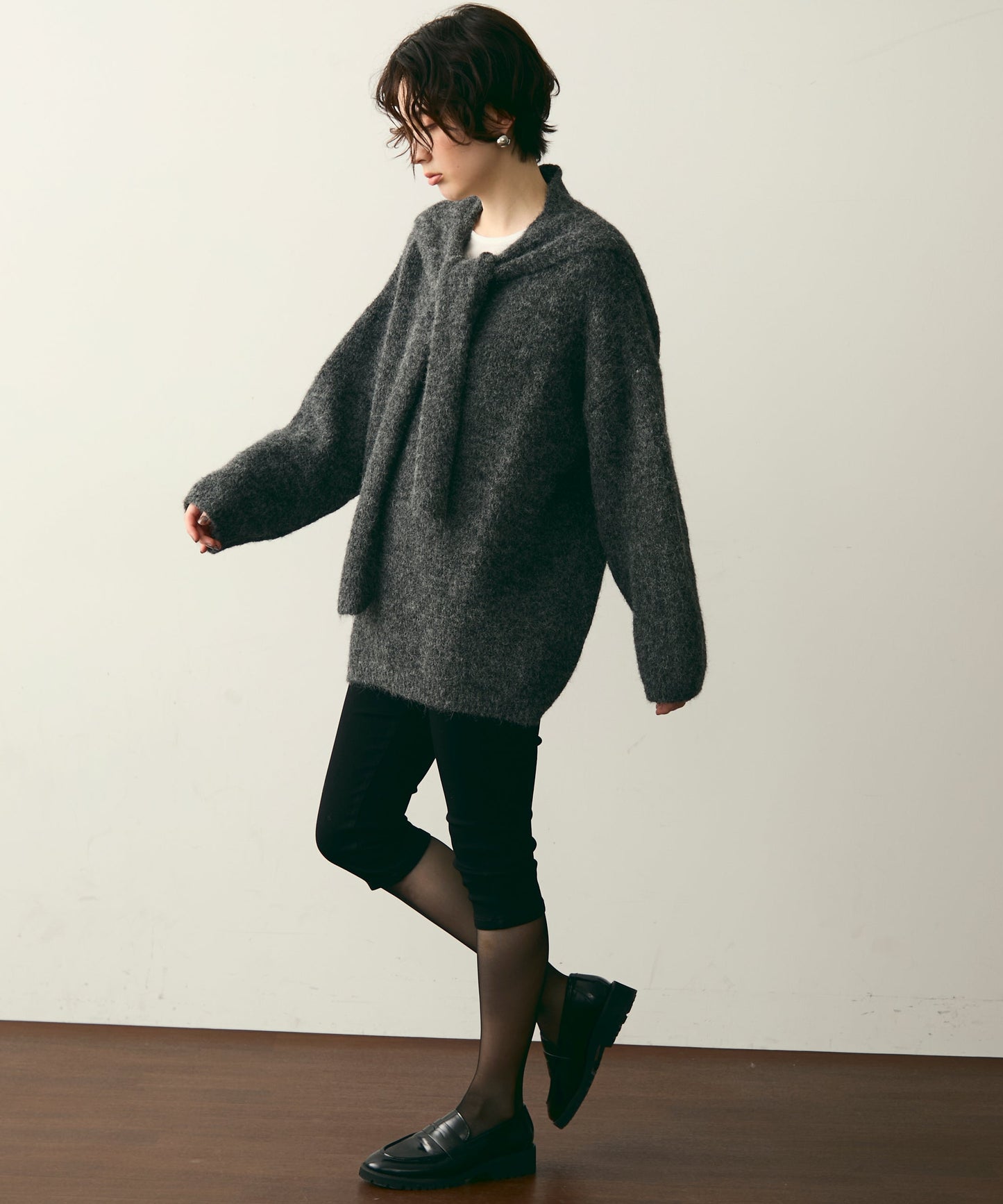 ストール付きシャギーニットプルオーバー