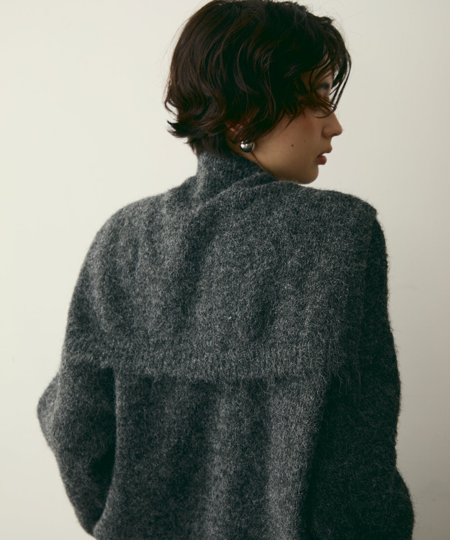 ストール付きシャギーニットプルオーバー