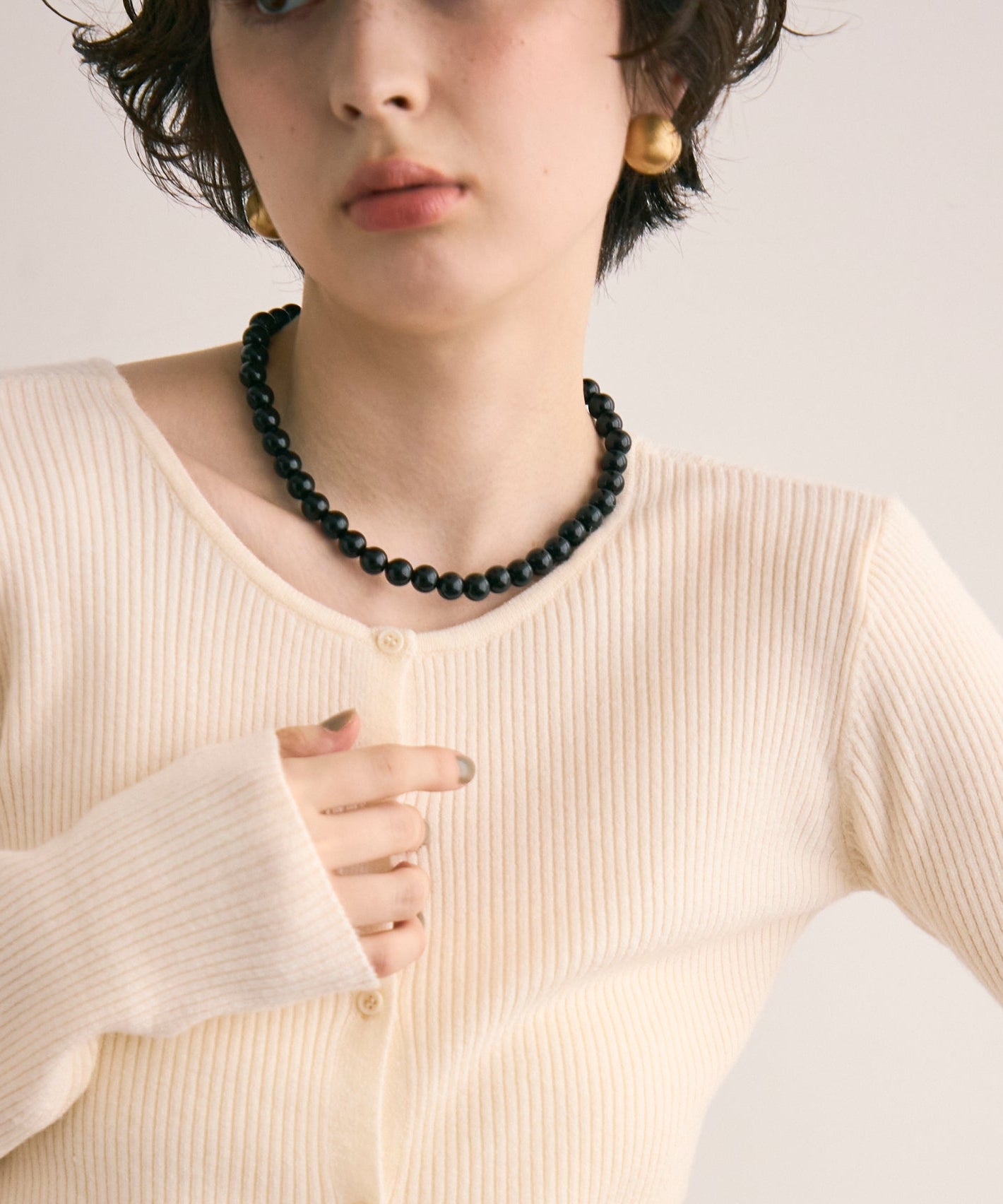 スモールブラックボールネックレス