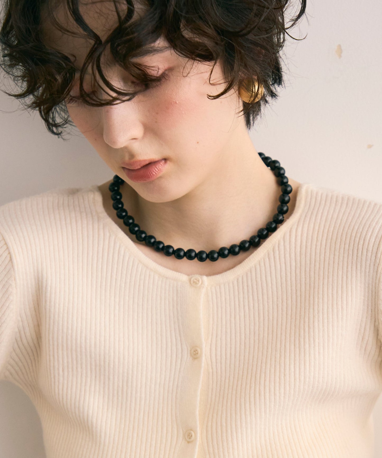 スモールブラックボールネックレス